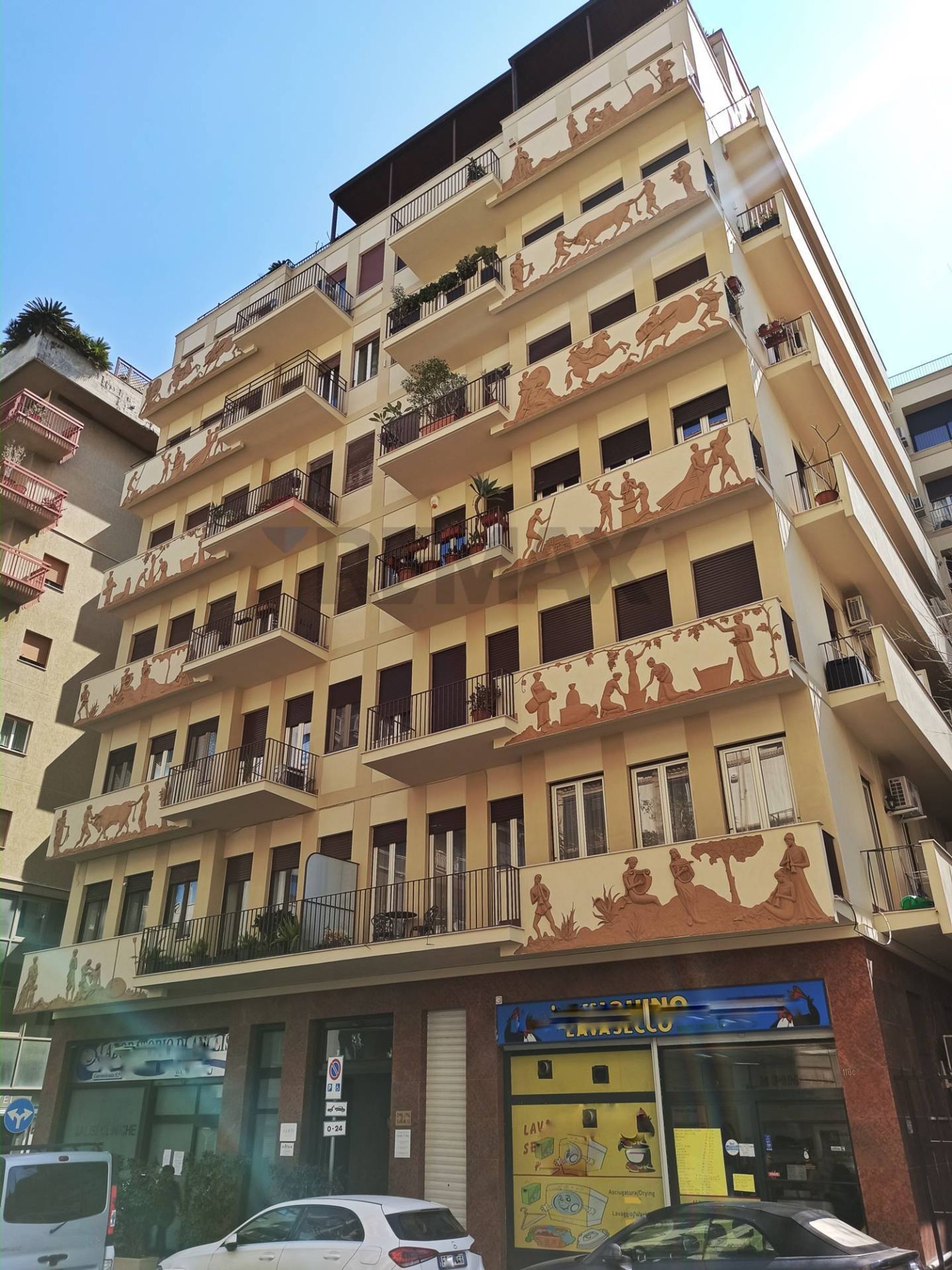 Edificio all'aperto