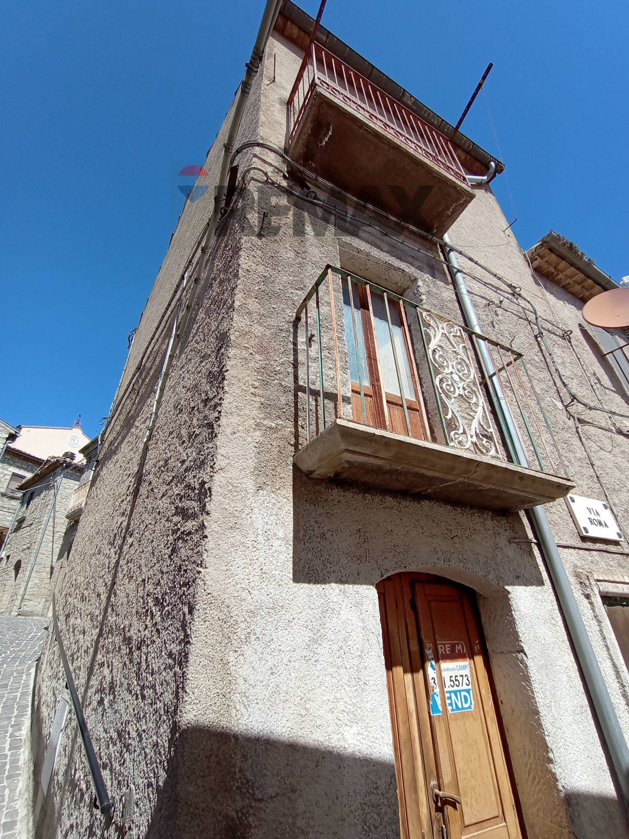 Edificio all'aperto