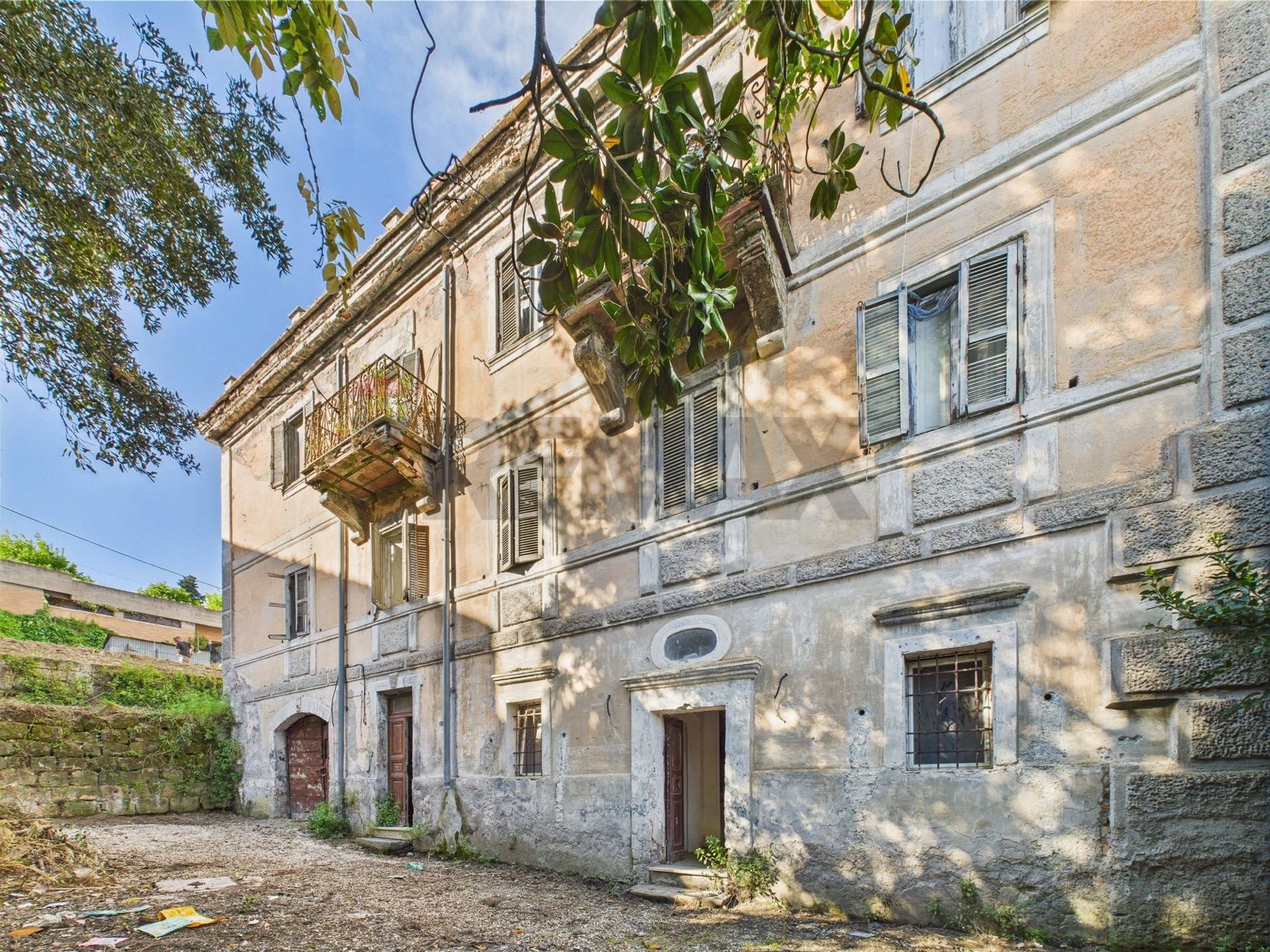 Edificio all'aperto