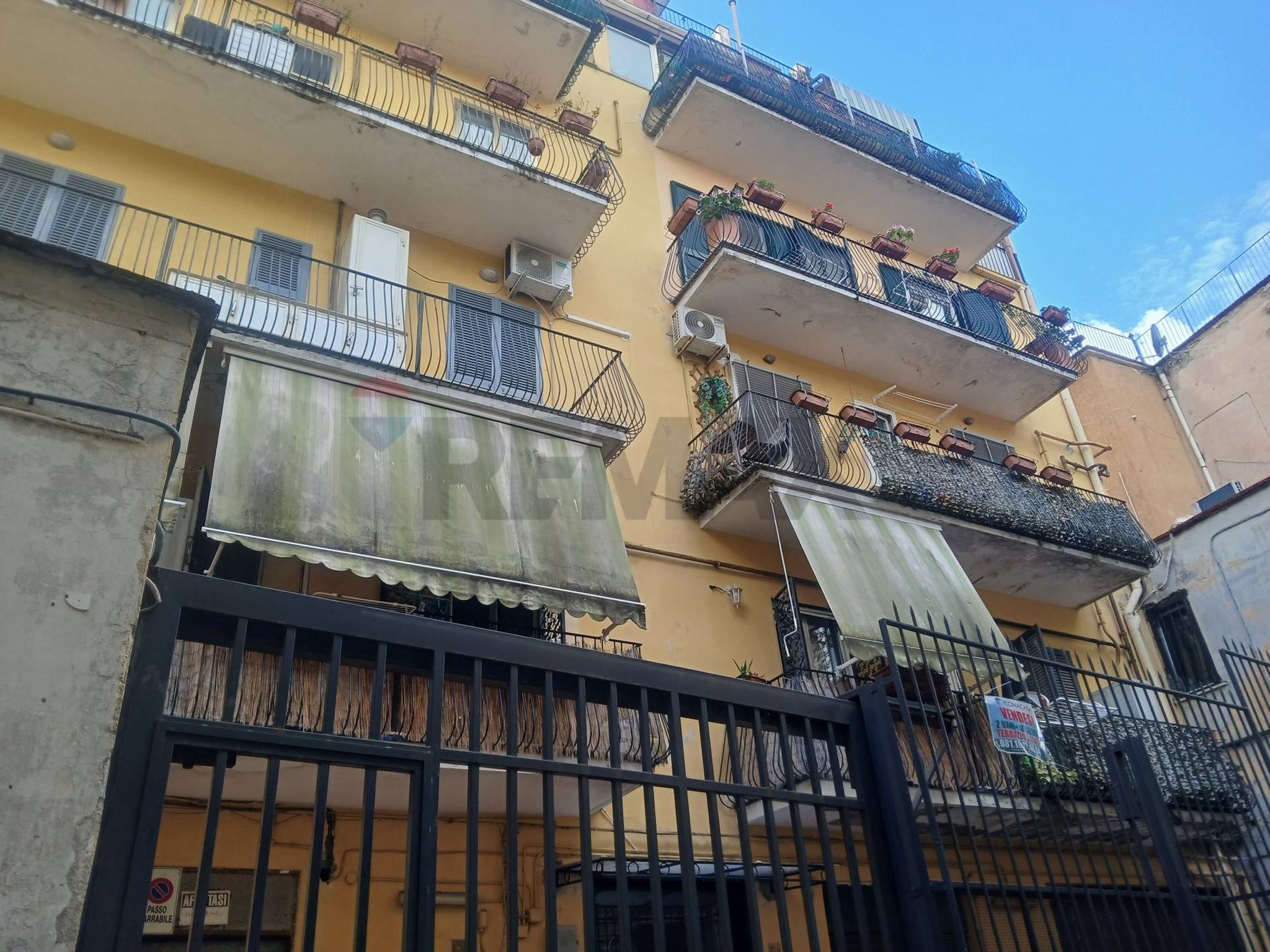 Edificio all'aperto
