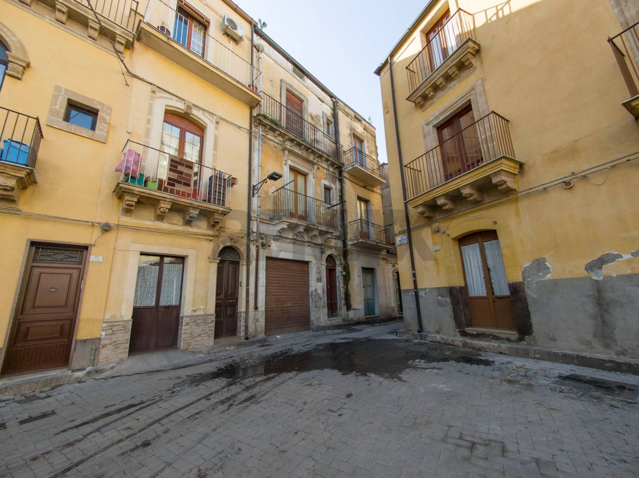 Edificio all'aperto