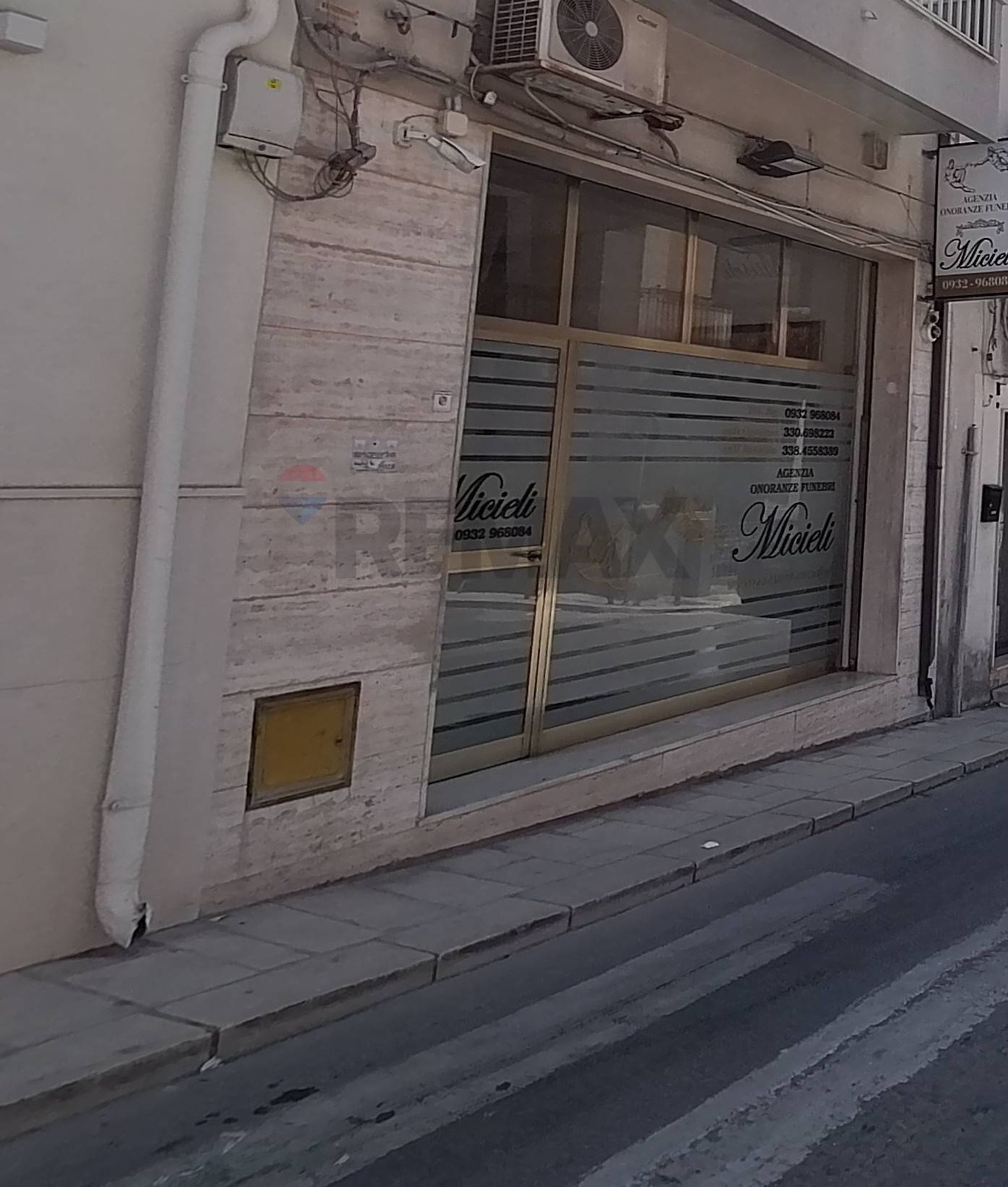 Edificio all'aperto