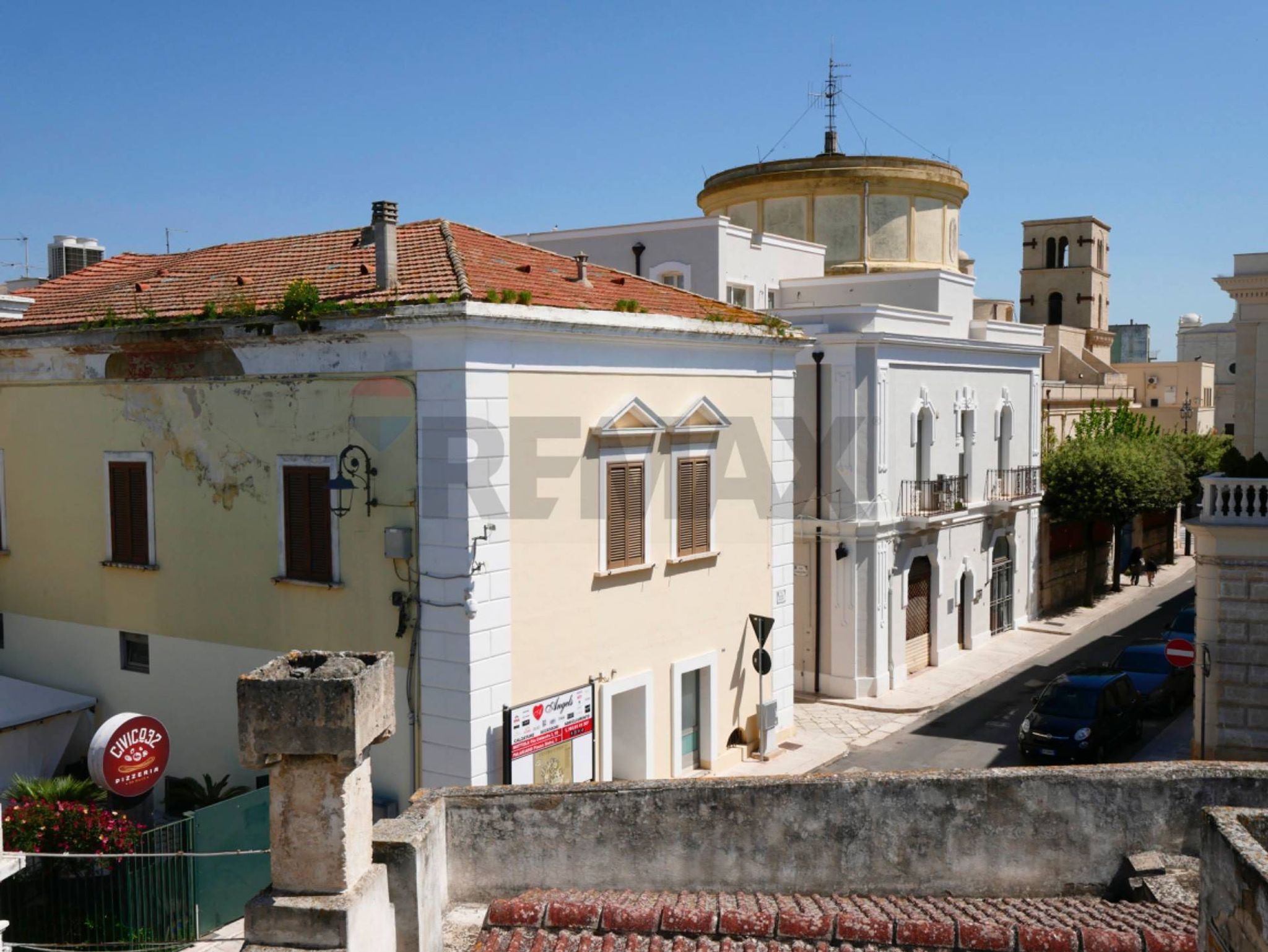 Edificio all'aperto