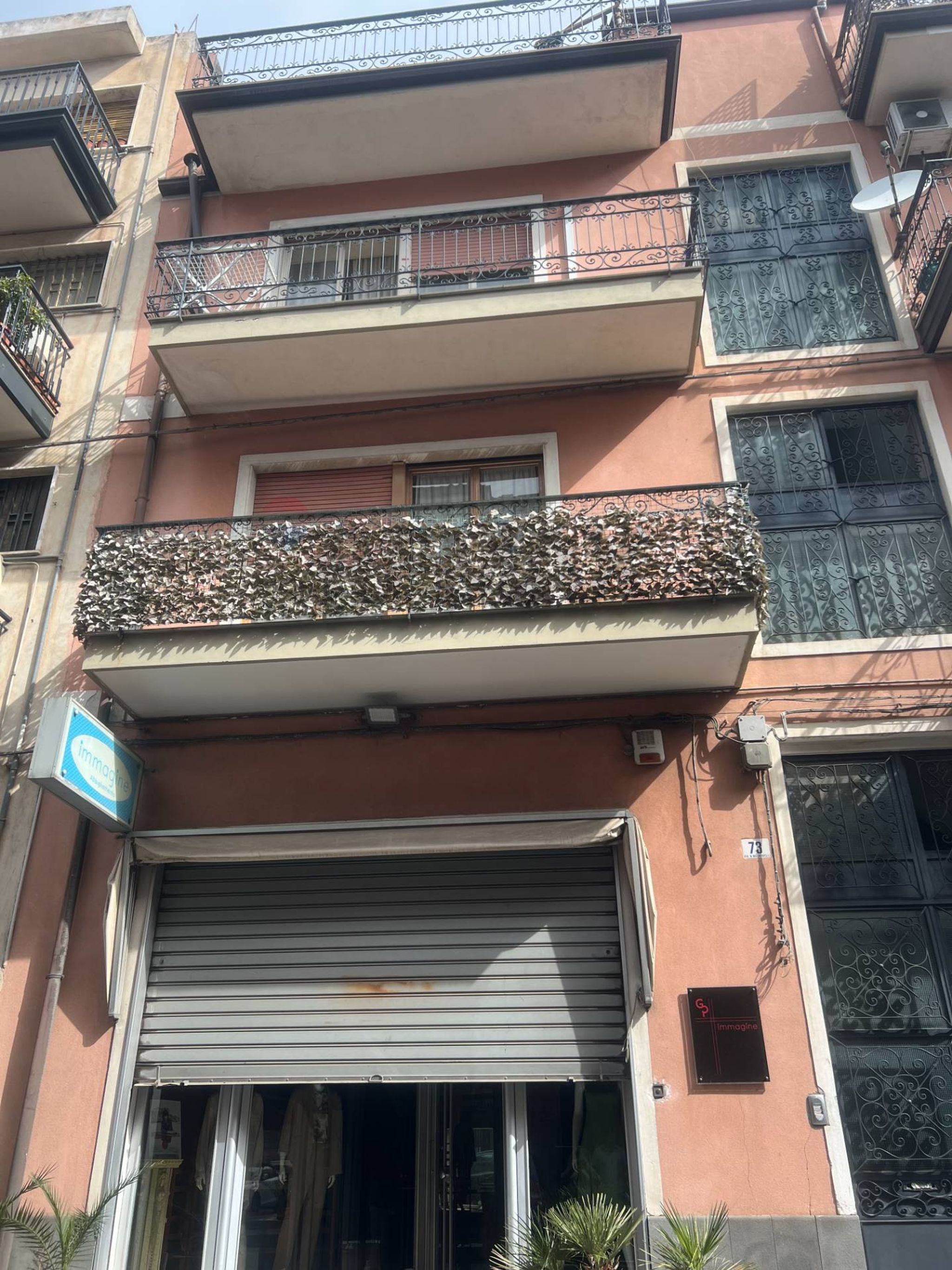Edificio all'aperto