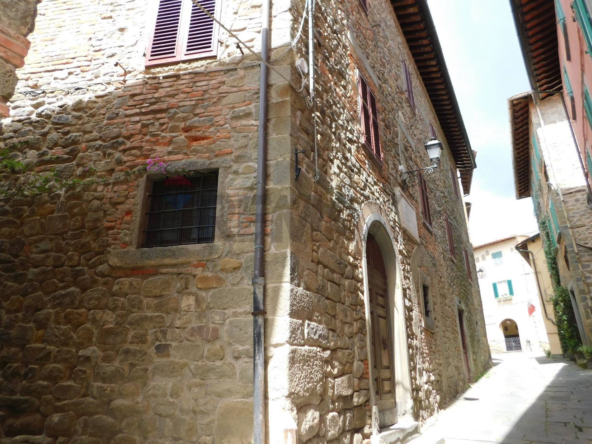 Edificio all'aperto