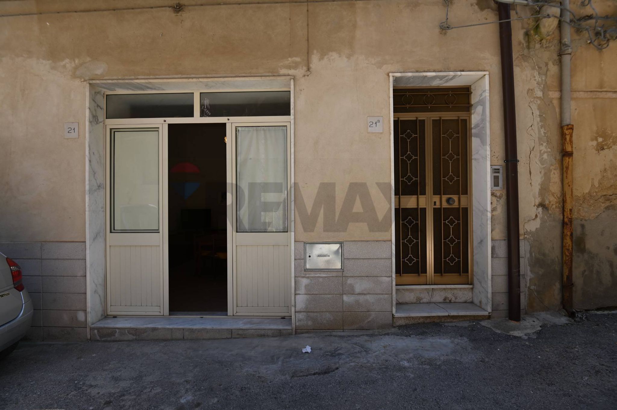 Edificio all'aperto