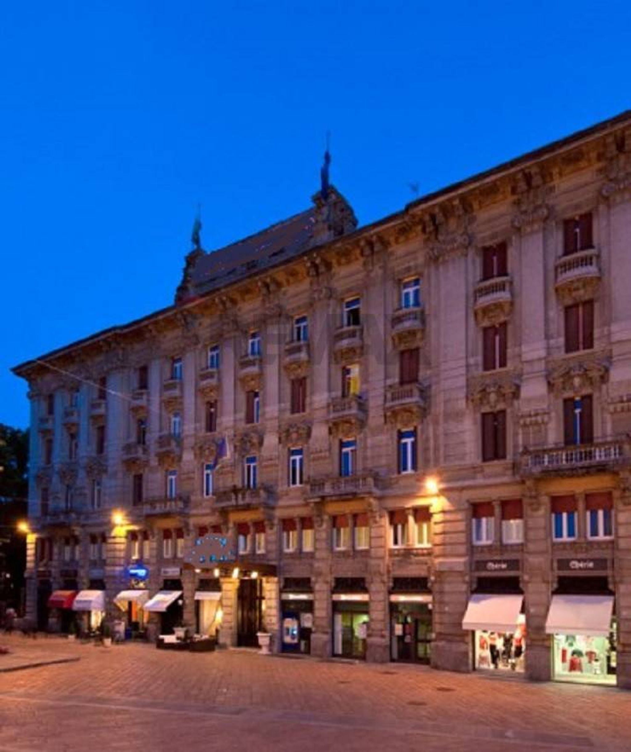 Edificio all'aperto