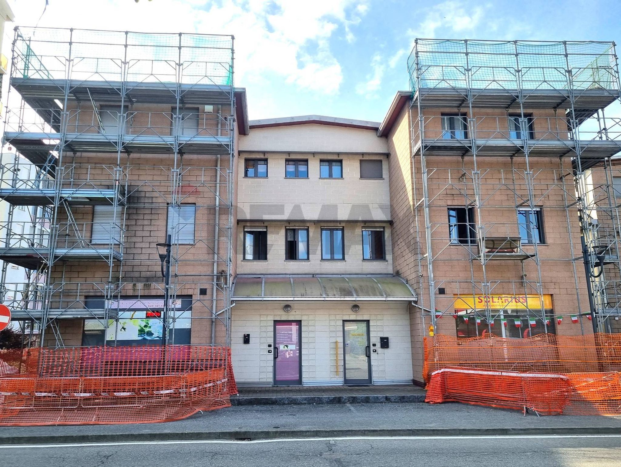 Edificio all'aperto