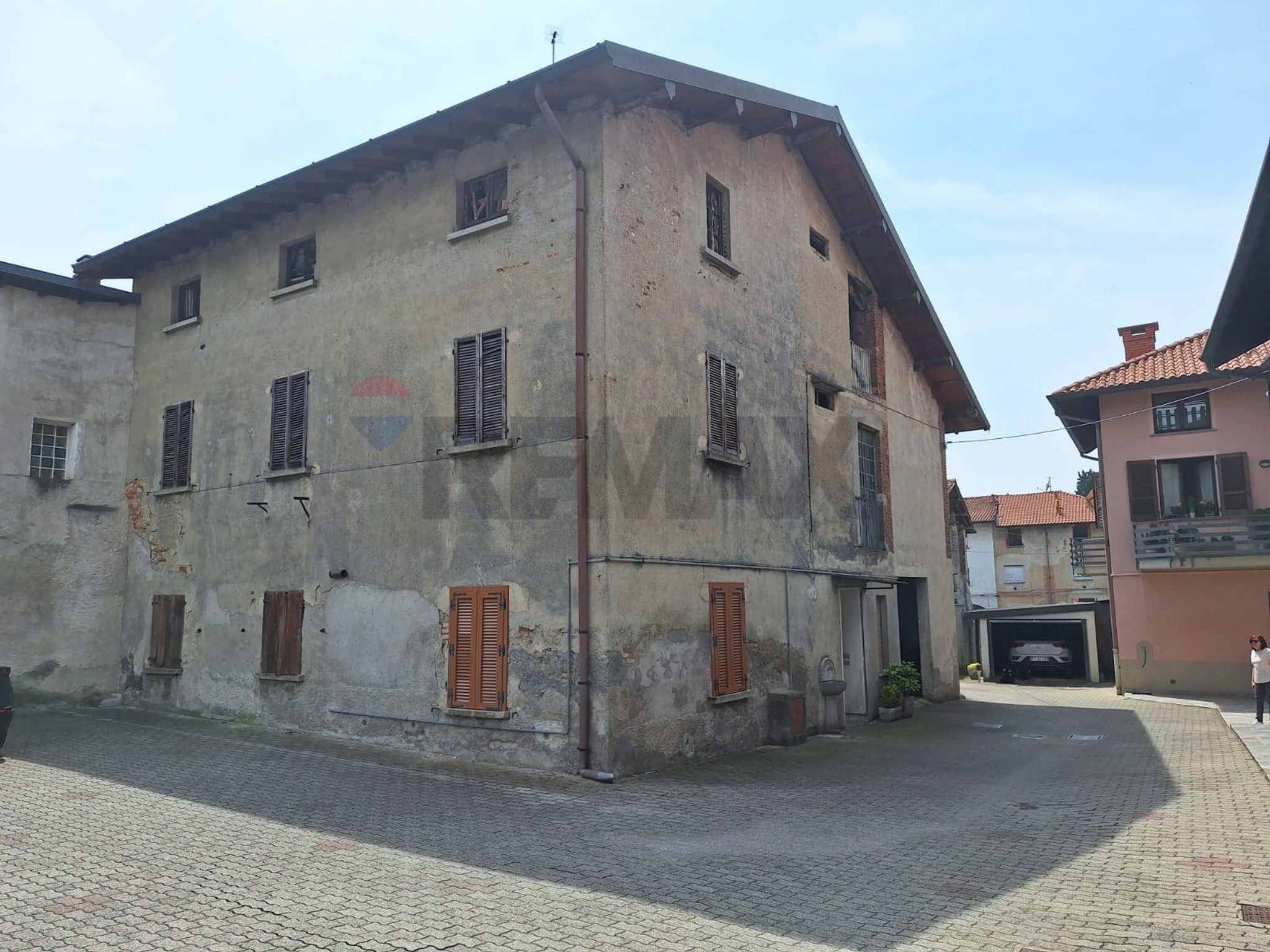 Edificio all'aperto