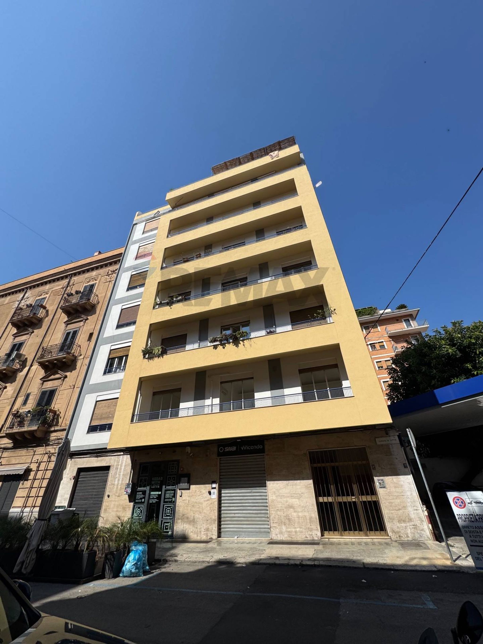 Edificio all'aperto