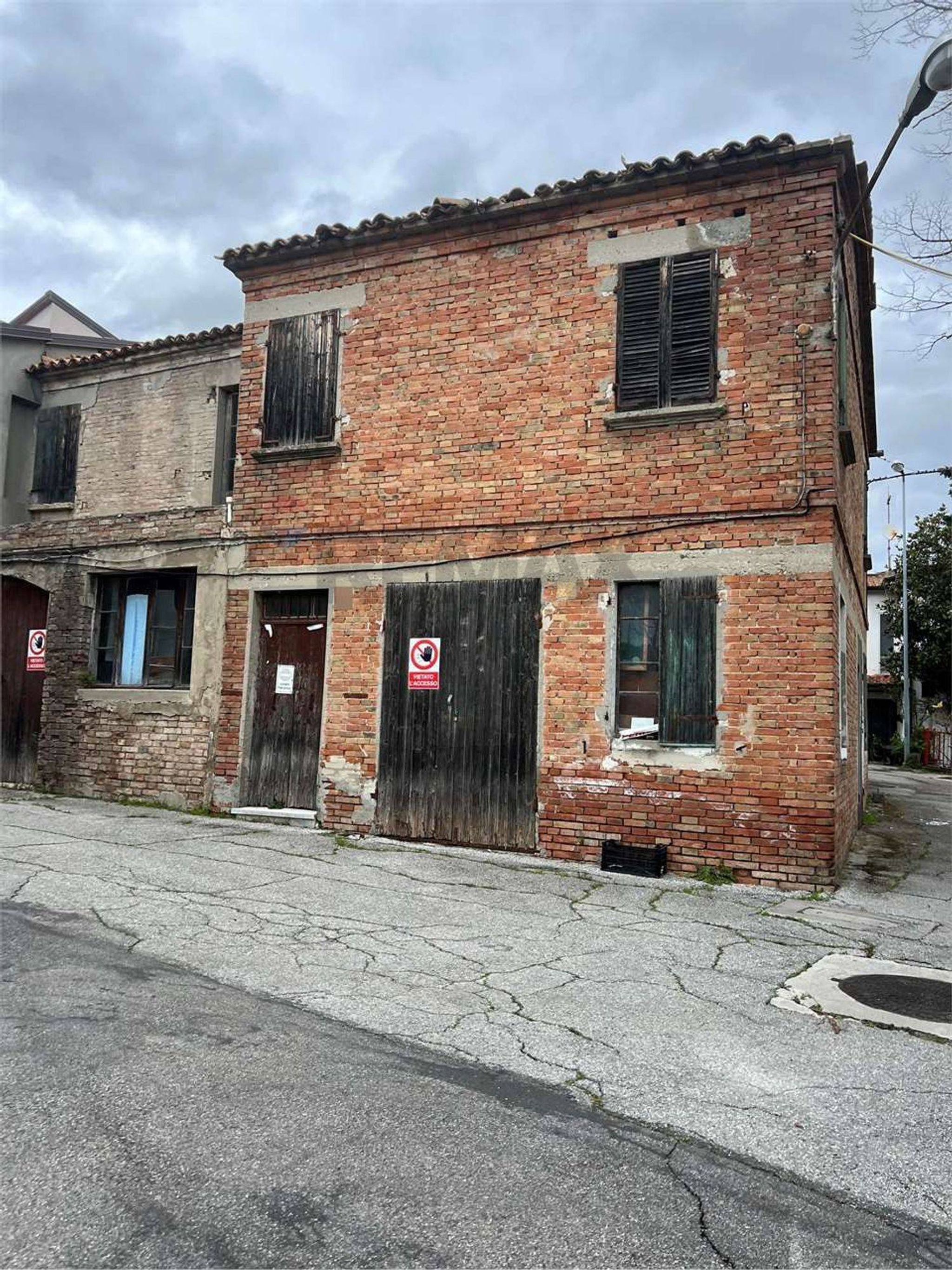 Immobile a Serravalle