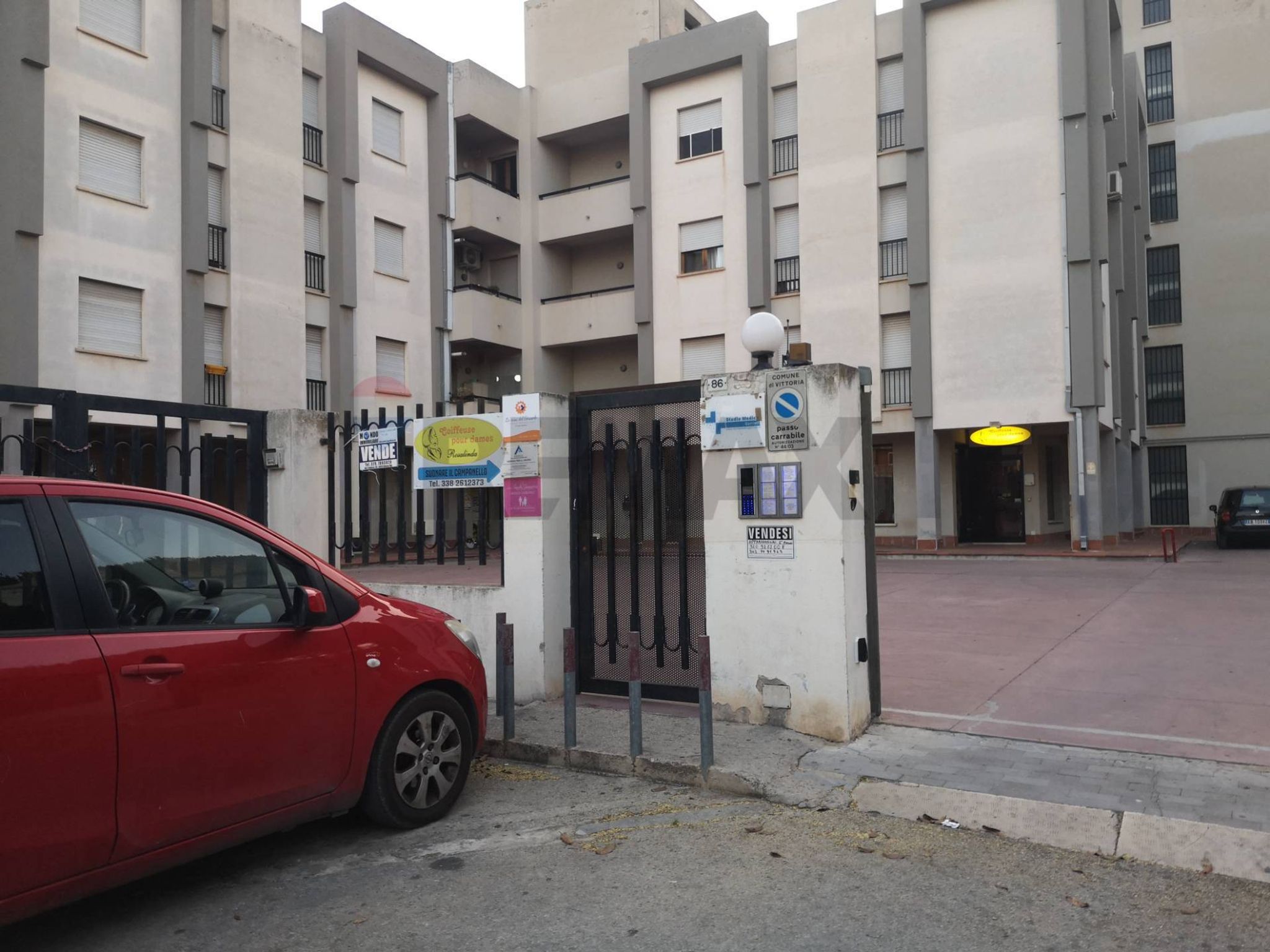 Edificio all'aperto