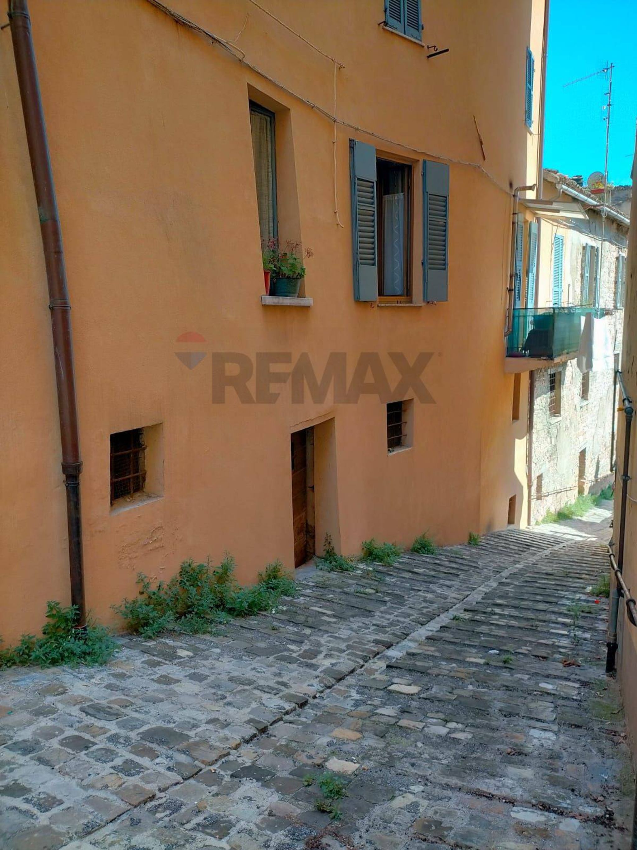 Edificio all'aperto