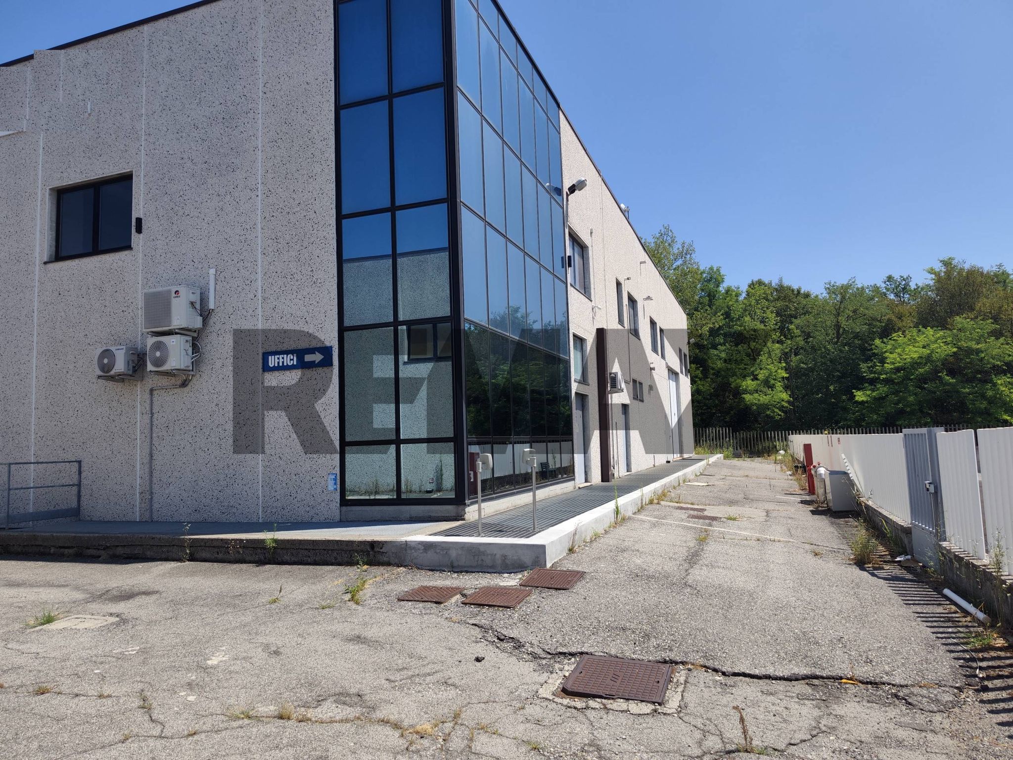 Edificio all'aperto