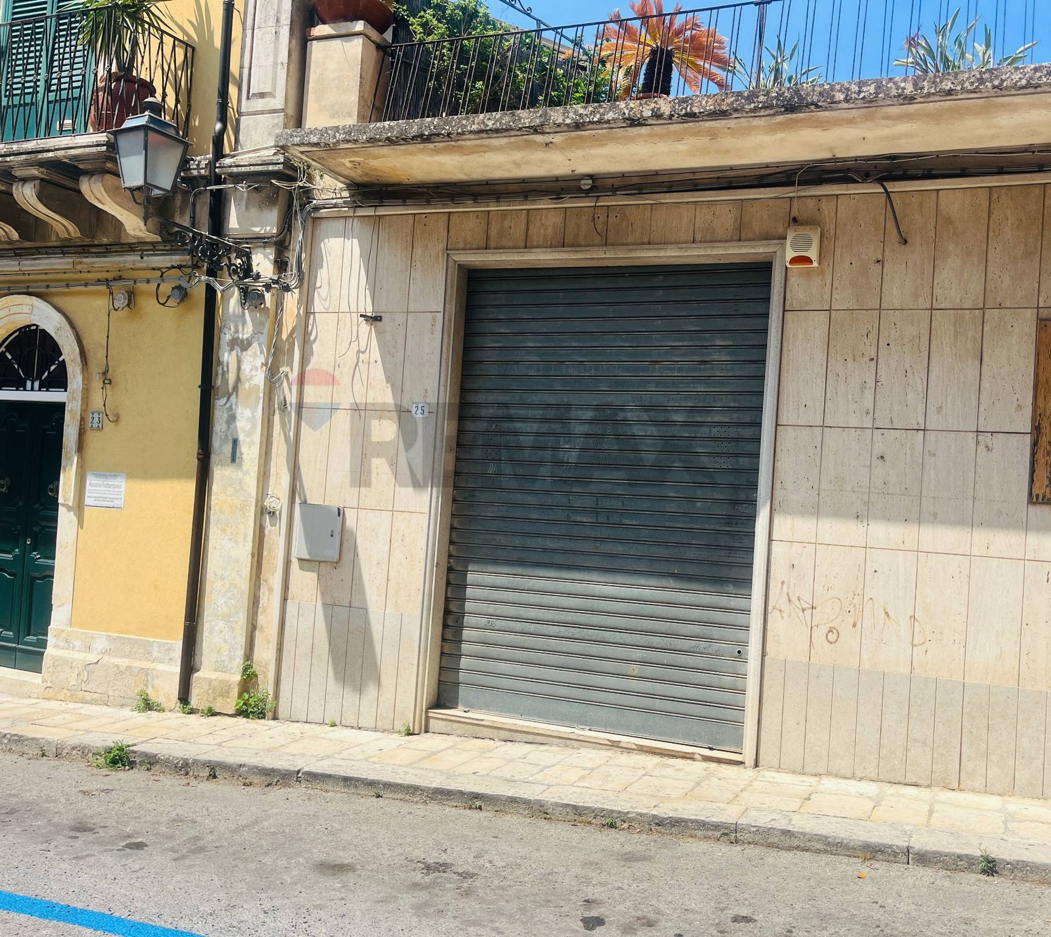Edificio all'aperto