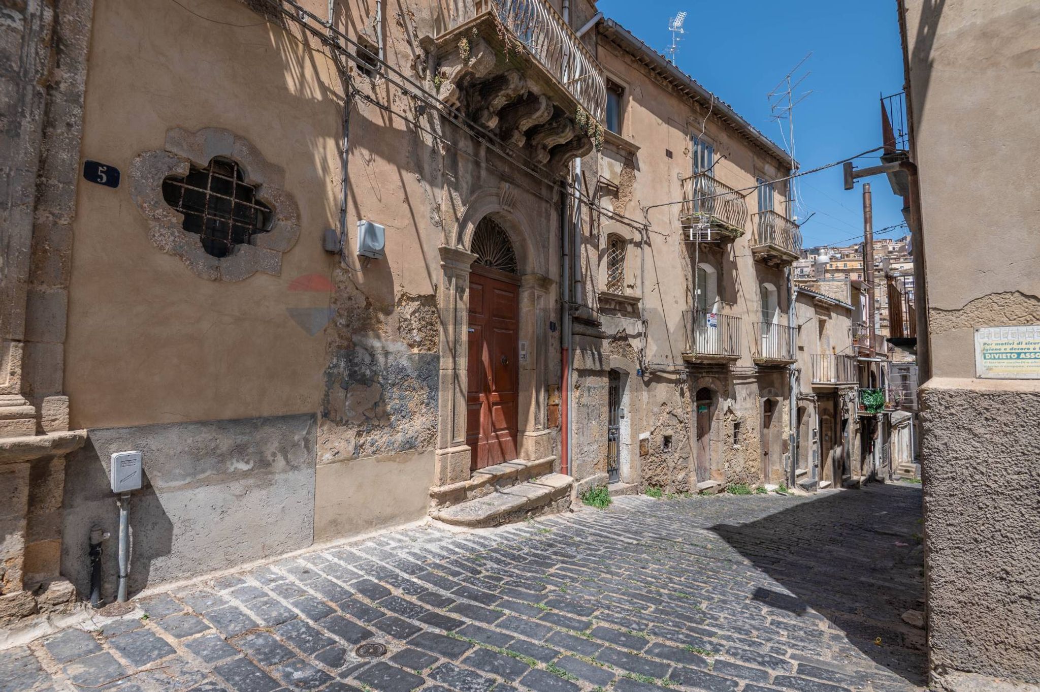 Edificio all'aperto