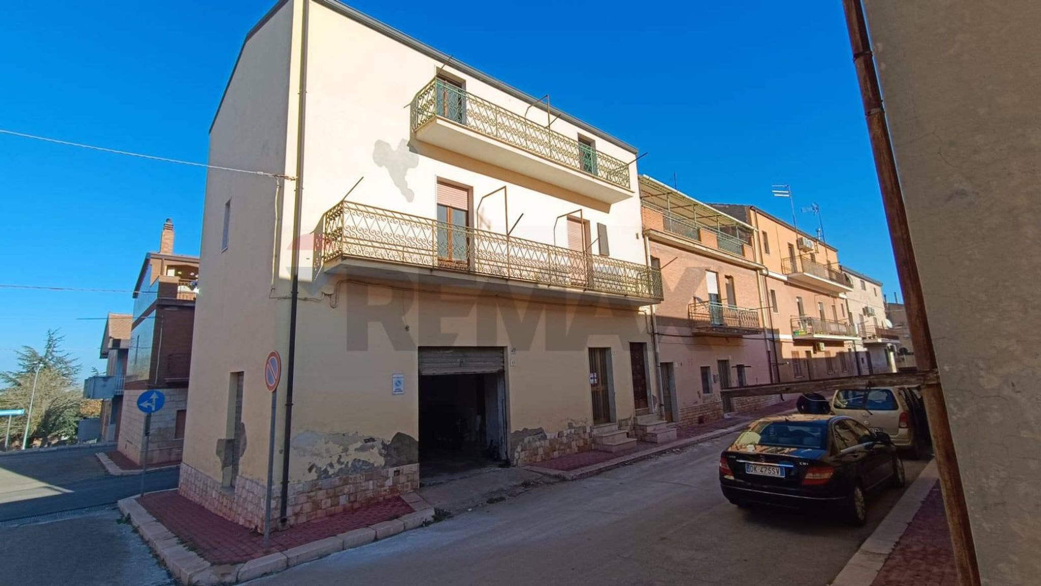 Edificio all'aperto