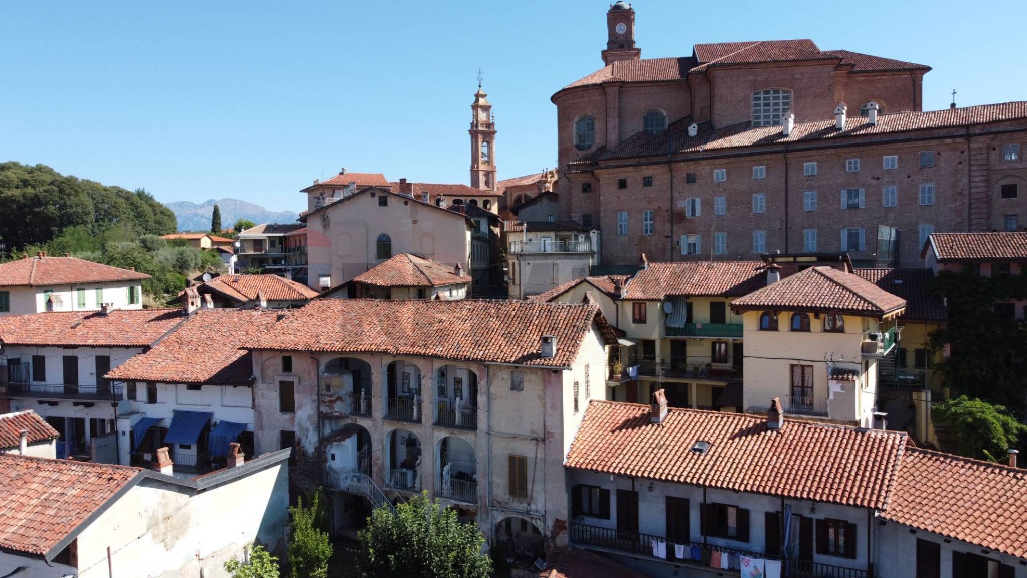 Edificio all'aperto