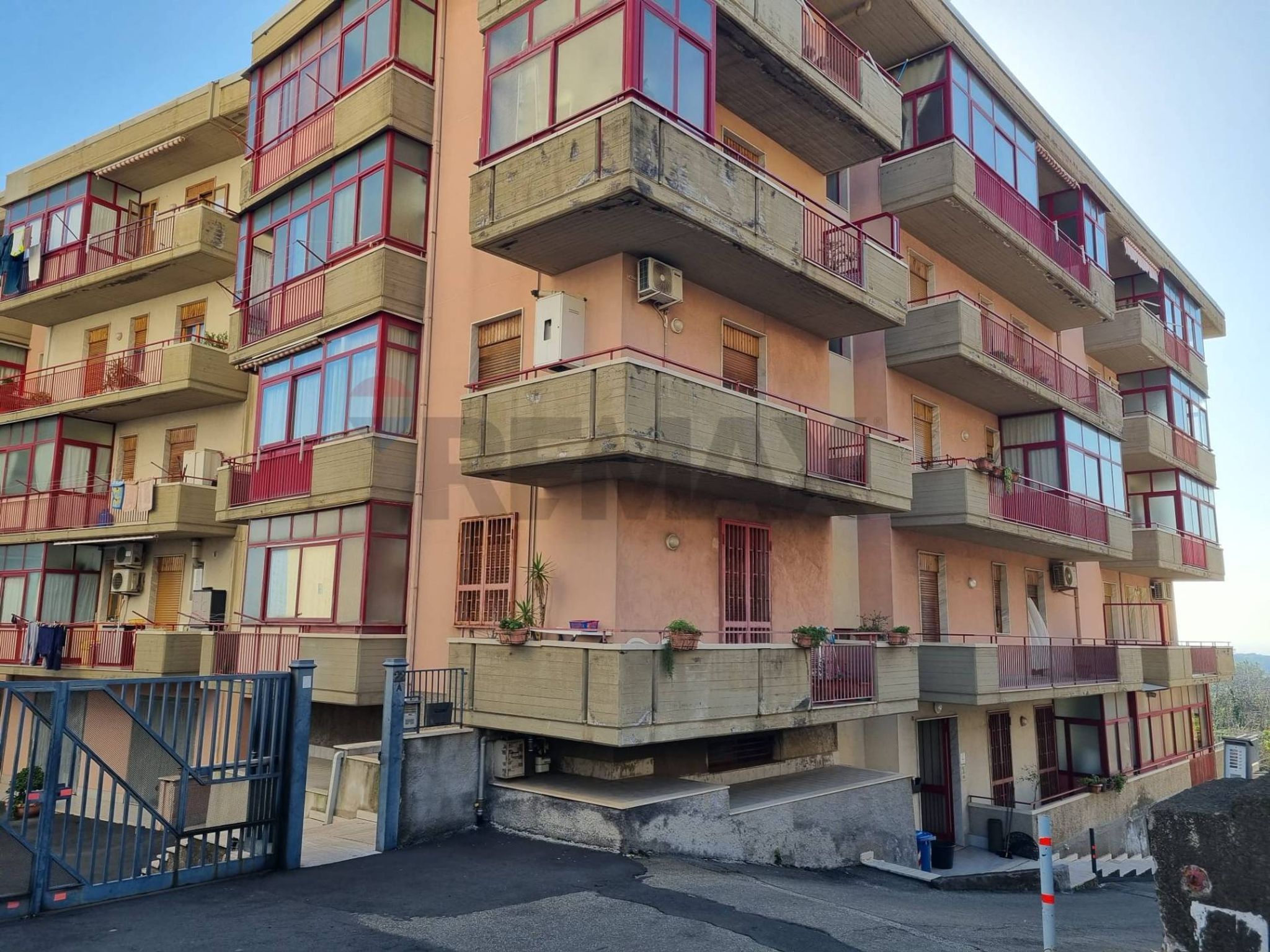 Immobile a Acireale