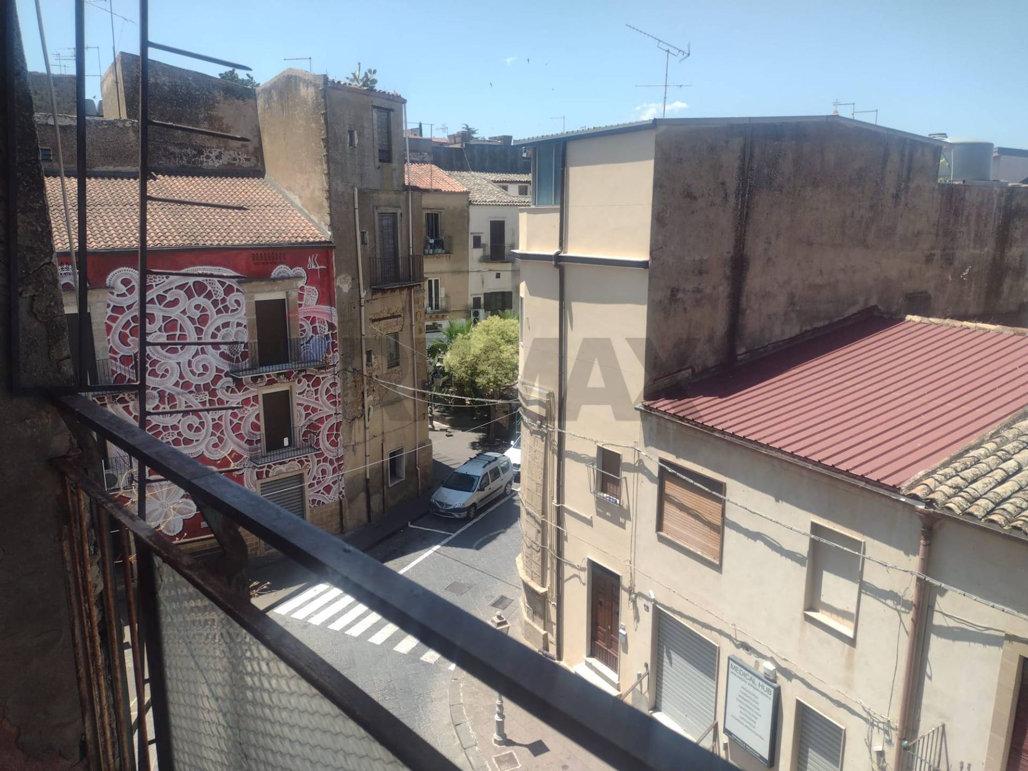 Edificio all'aperto