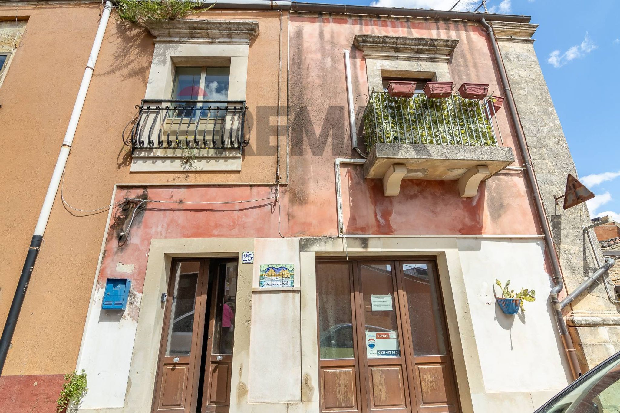 Edificio all'aperto