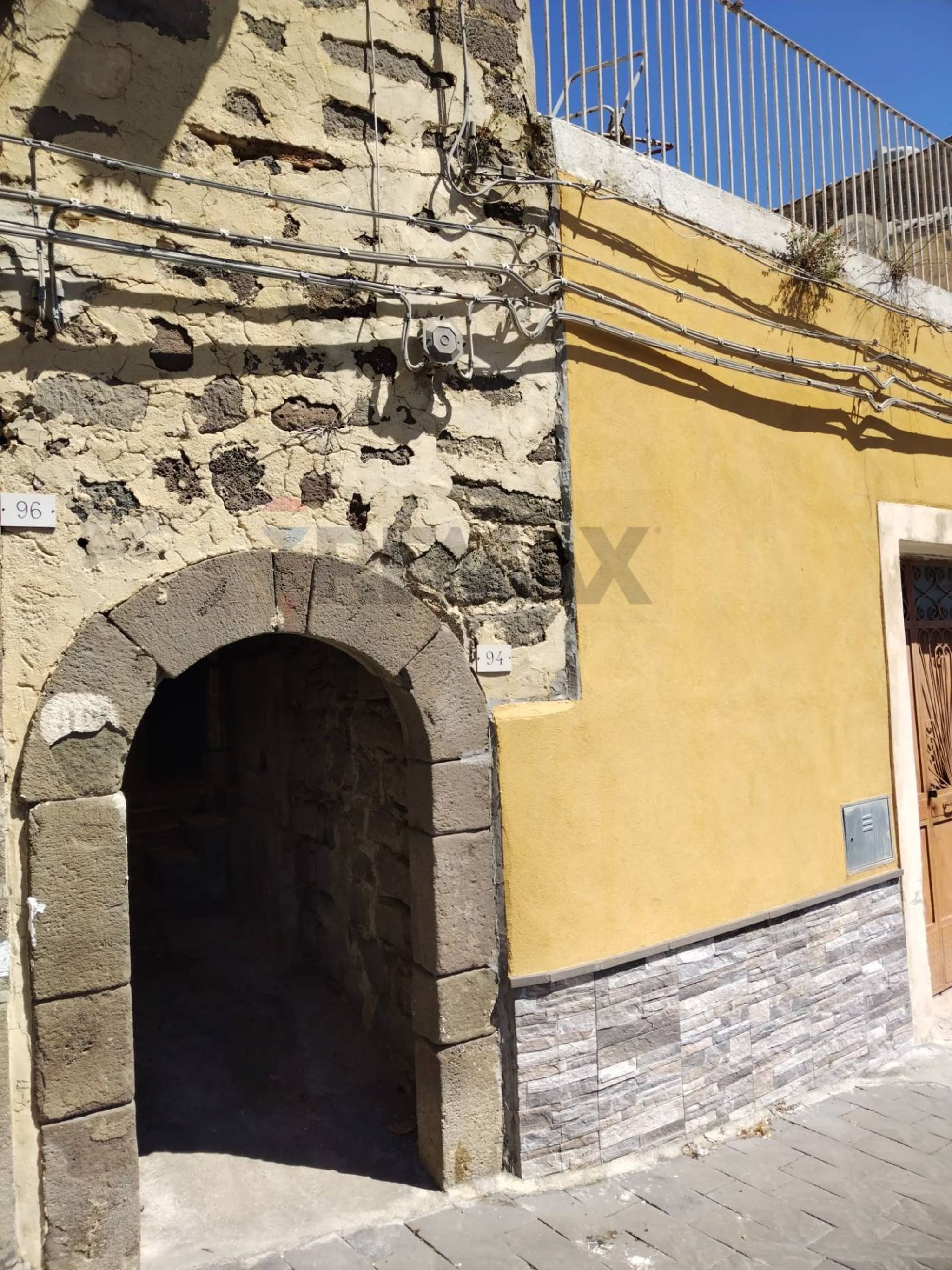 Edificio all'aperto