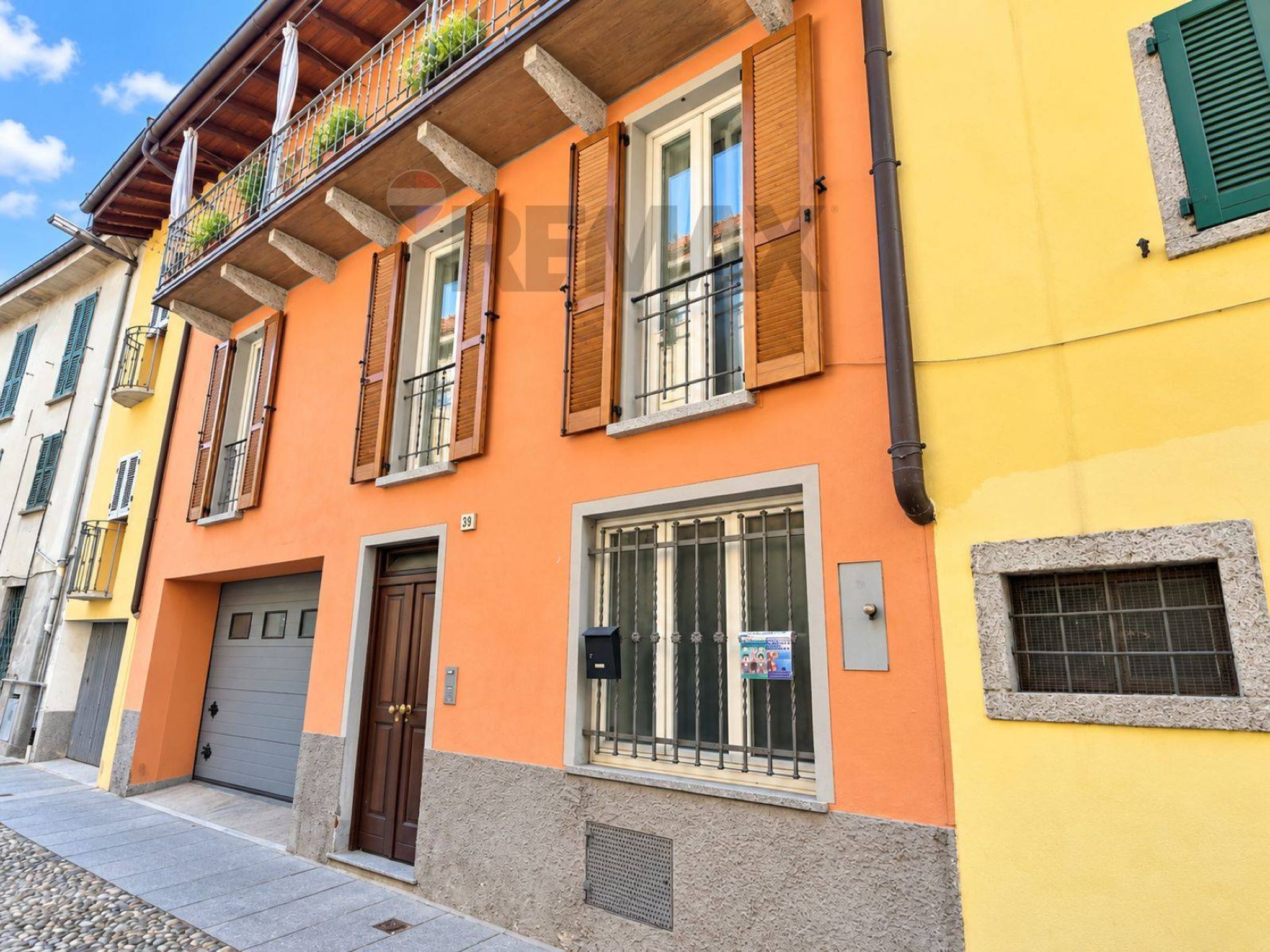 Edificio all'aperto