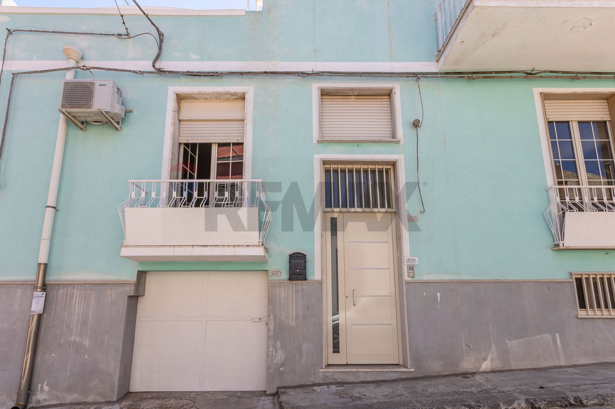 Edificio all'aperto