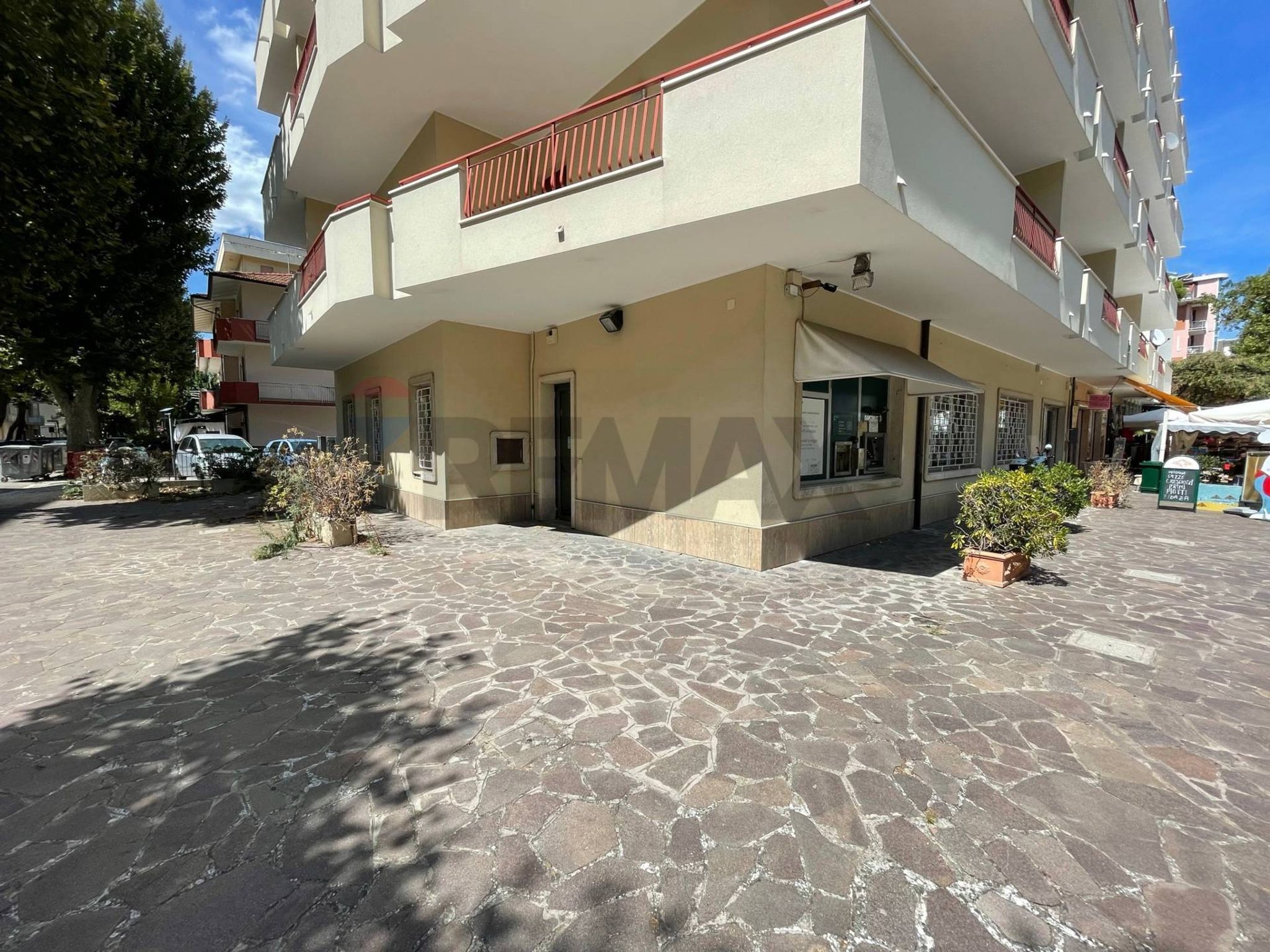 Edificio all'aperto