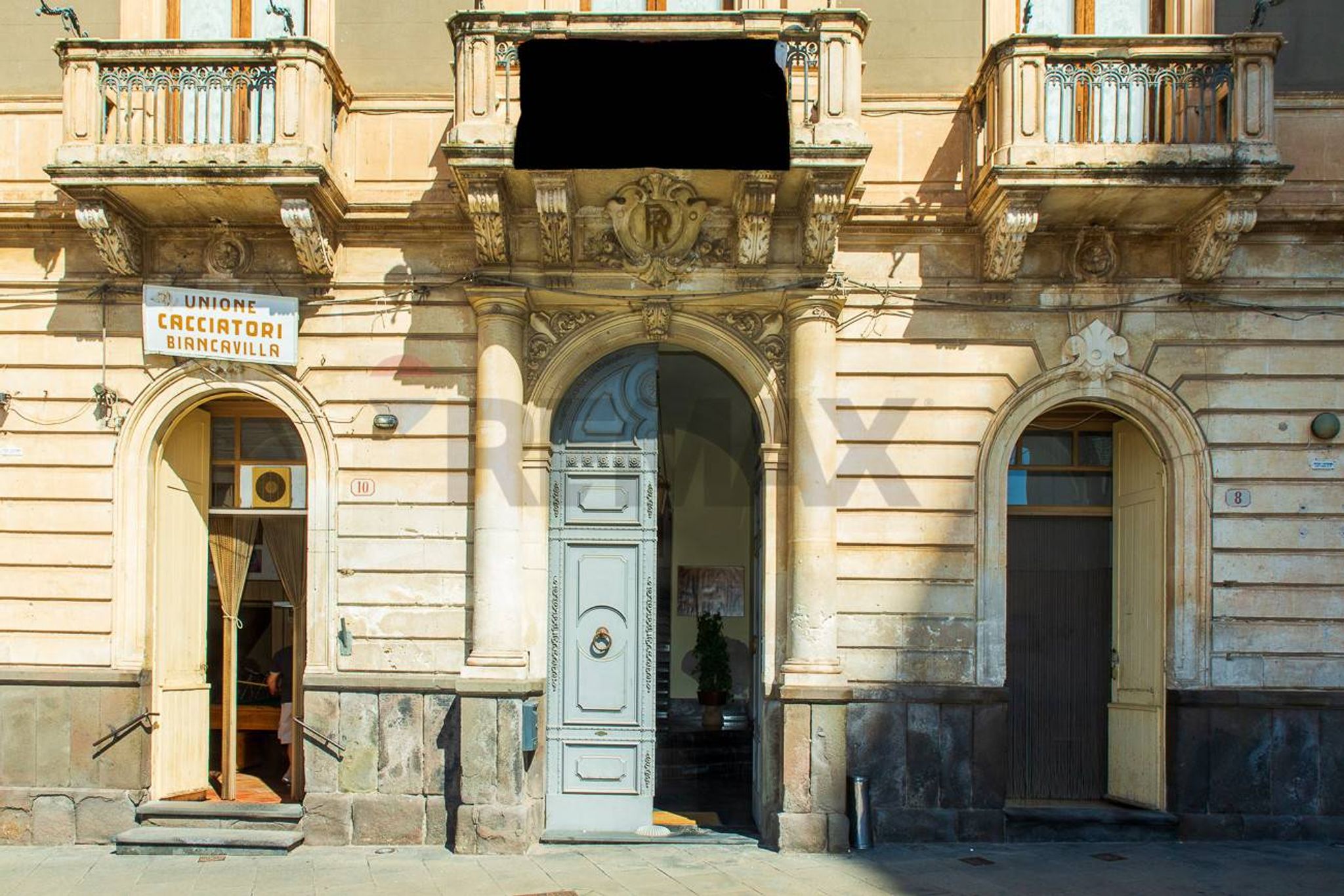Edificio all'aperto