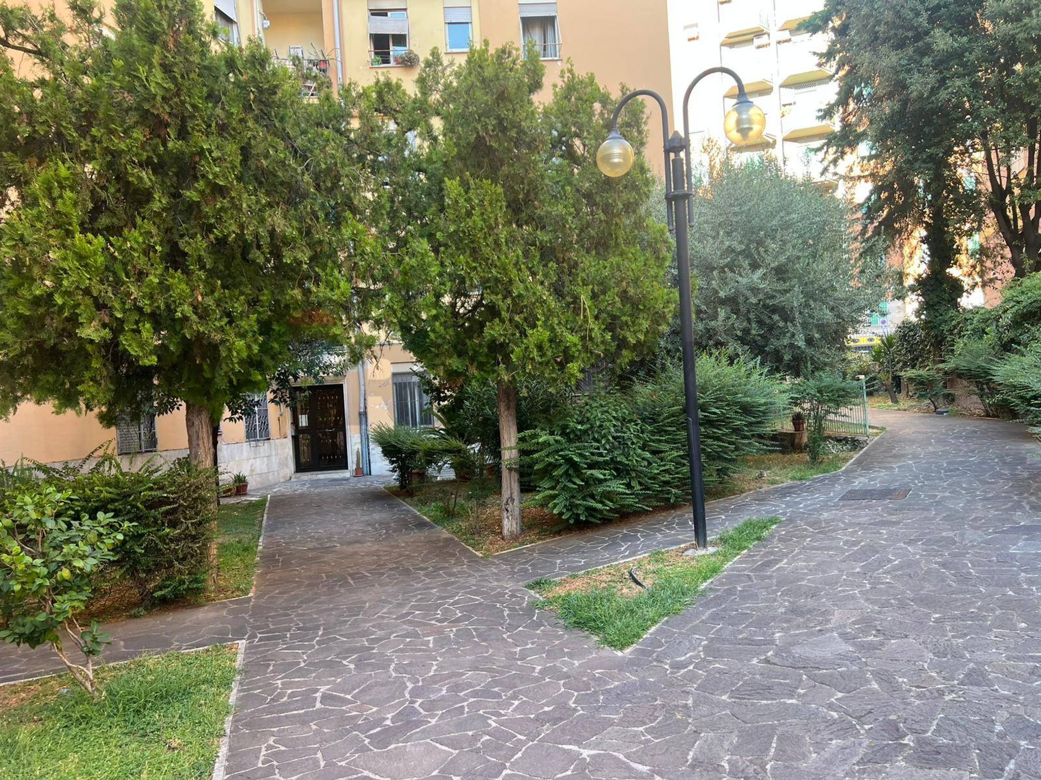 Edificio all'aperto