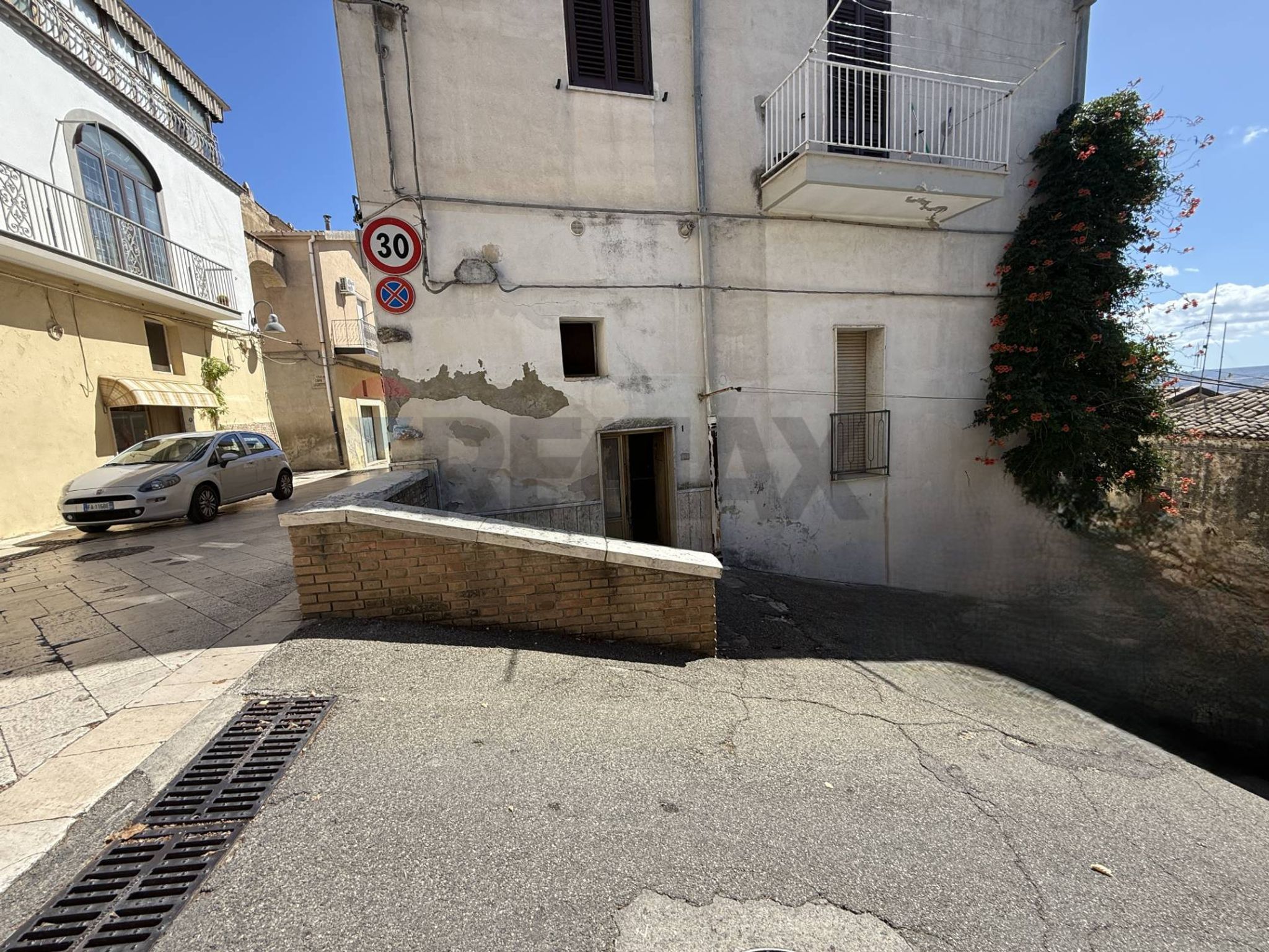 Edificio all'aperto