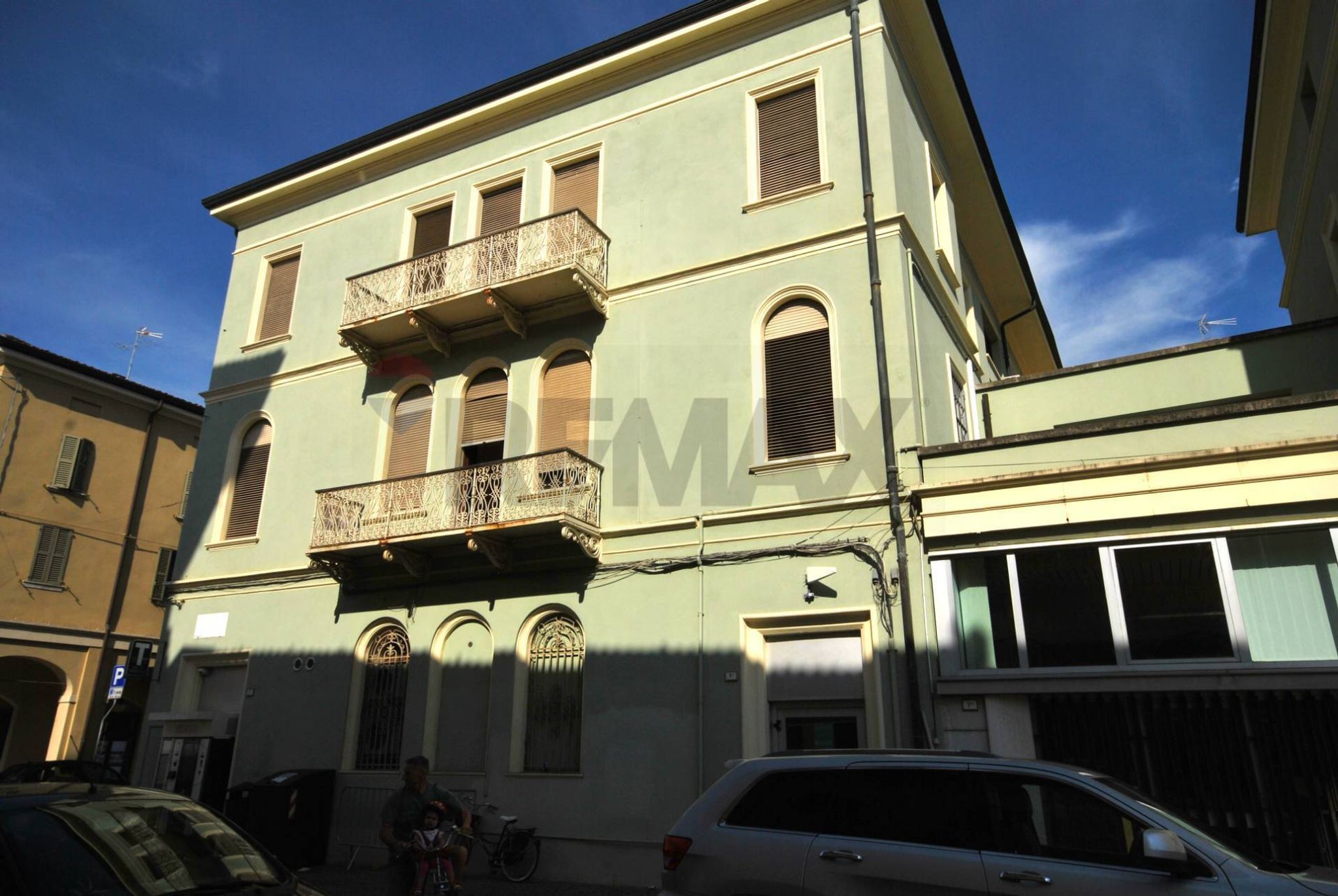 Edificio all'aperto