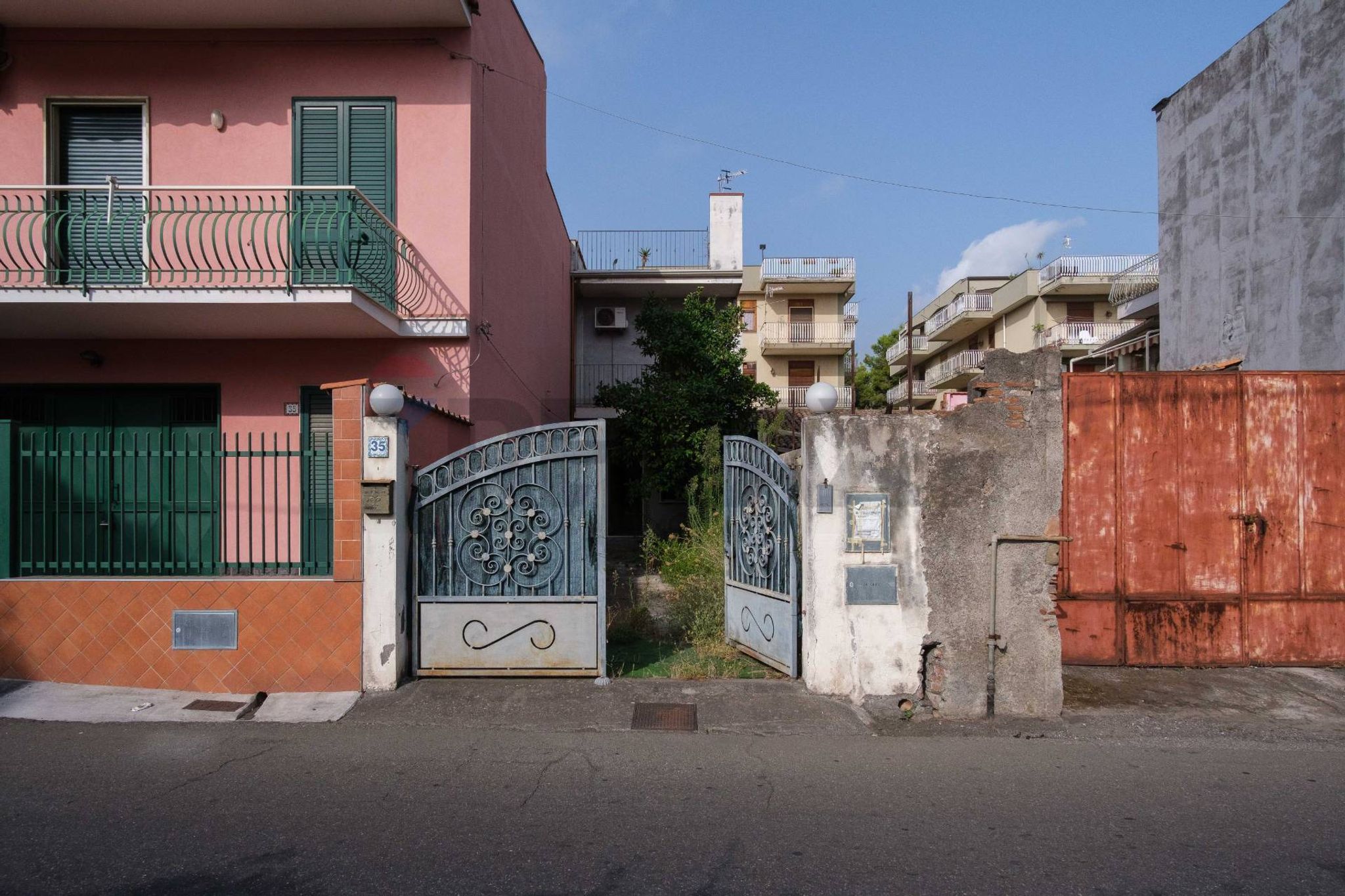 Edificio all'aperto