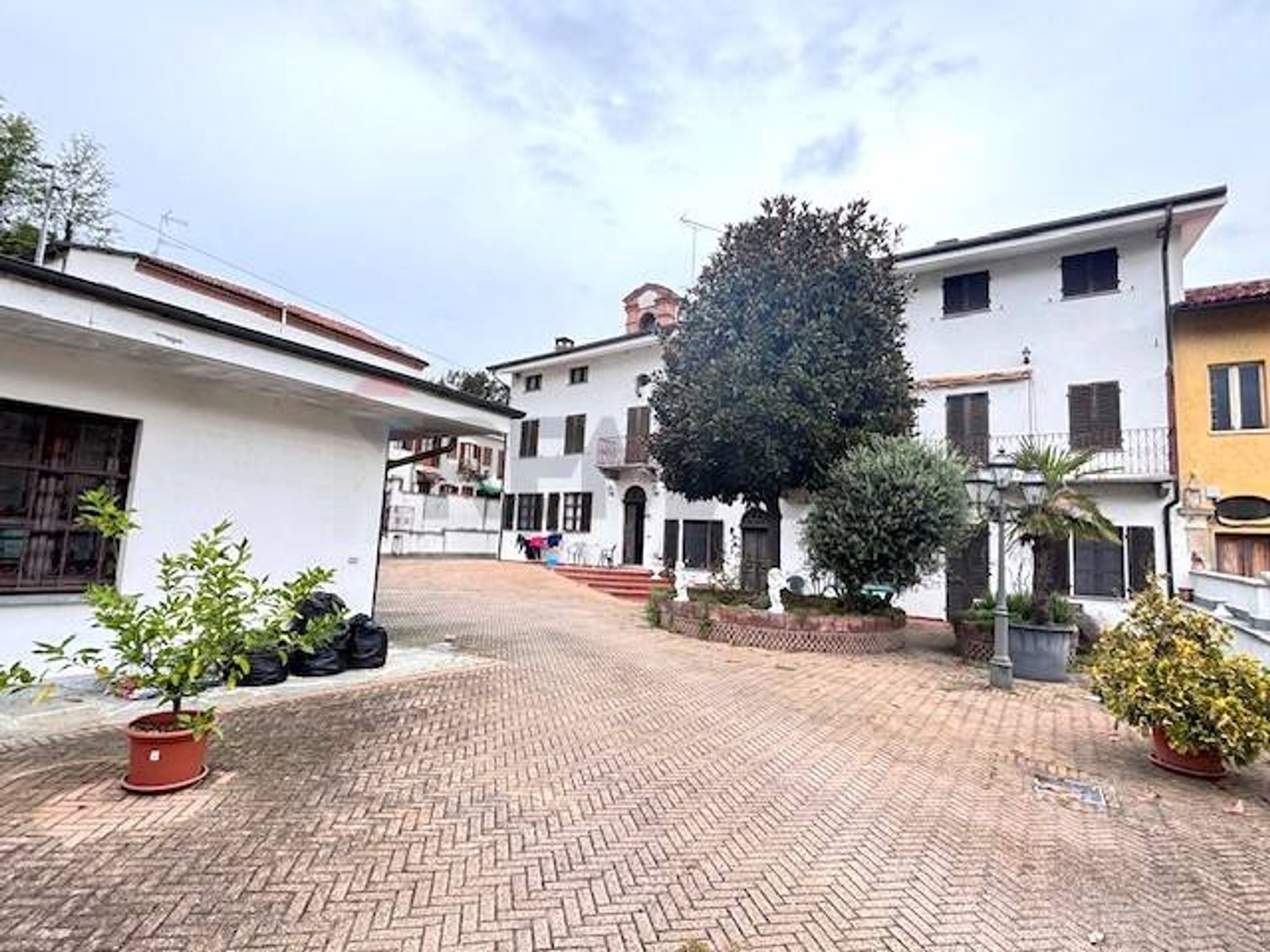 Edificio all'aperto