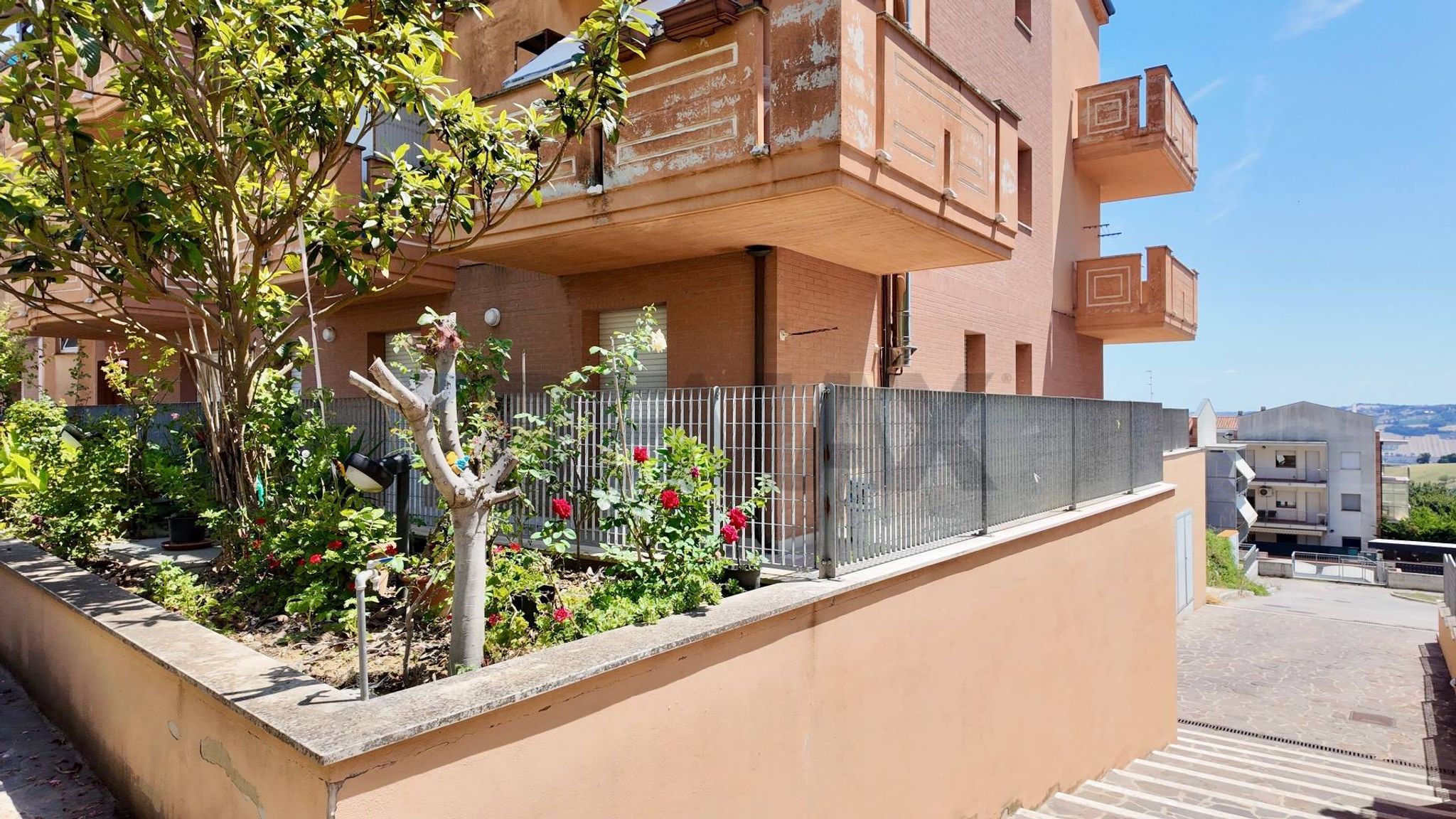 Edificio all'aperto
