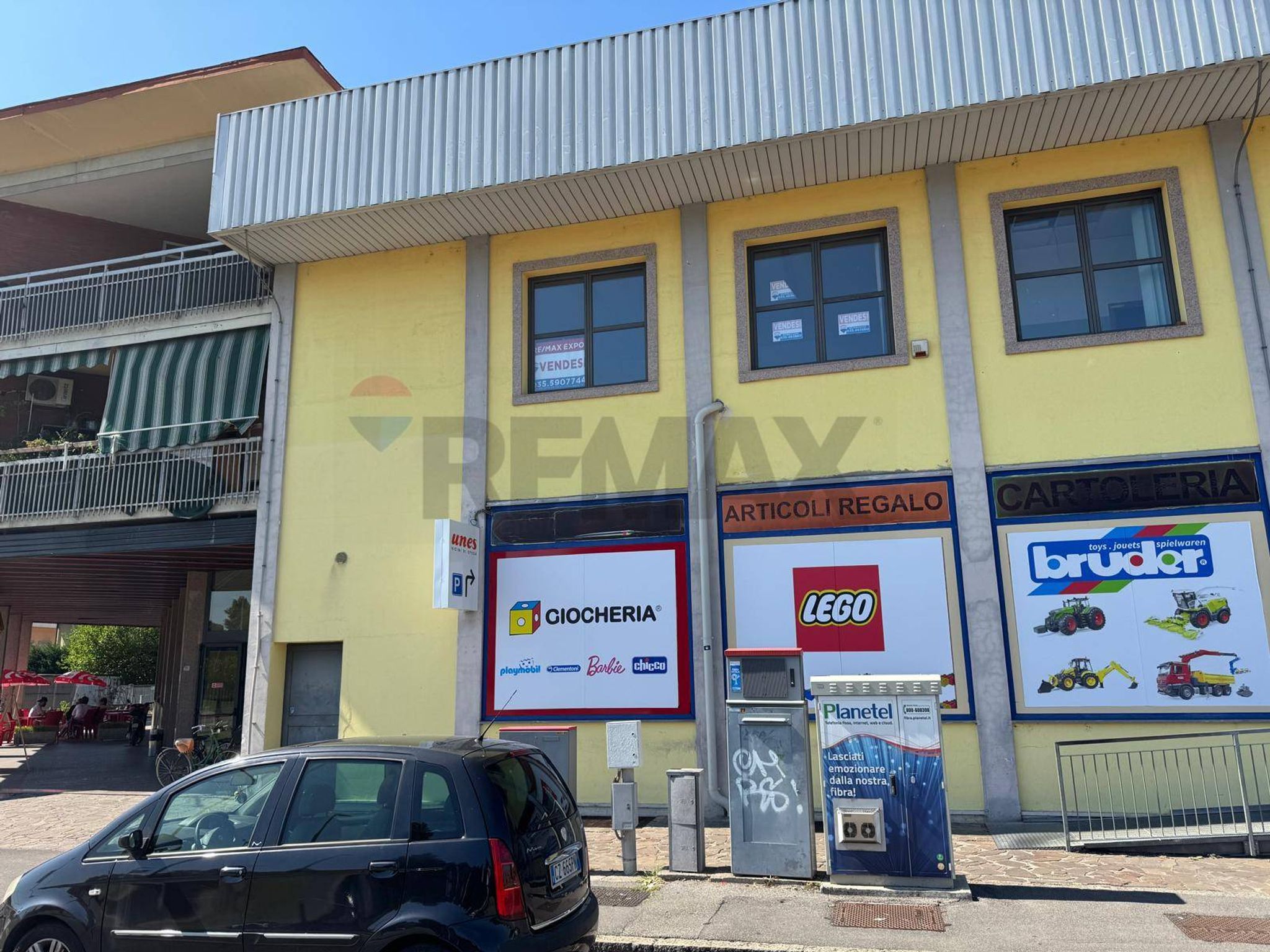 Edificio all'aperto