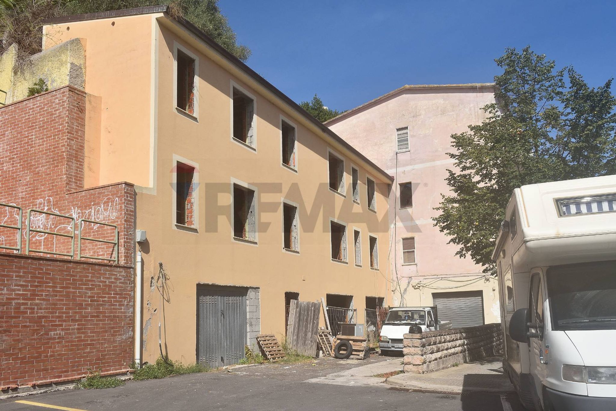 Property in Ossi