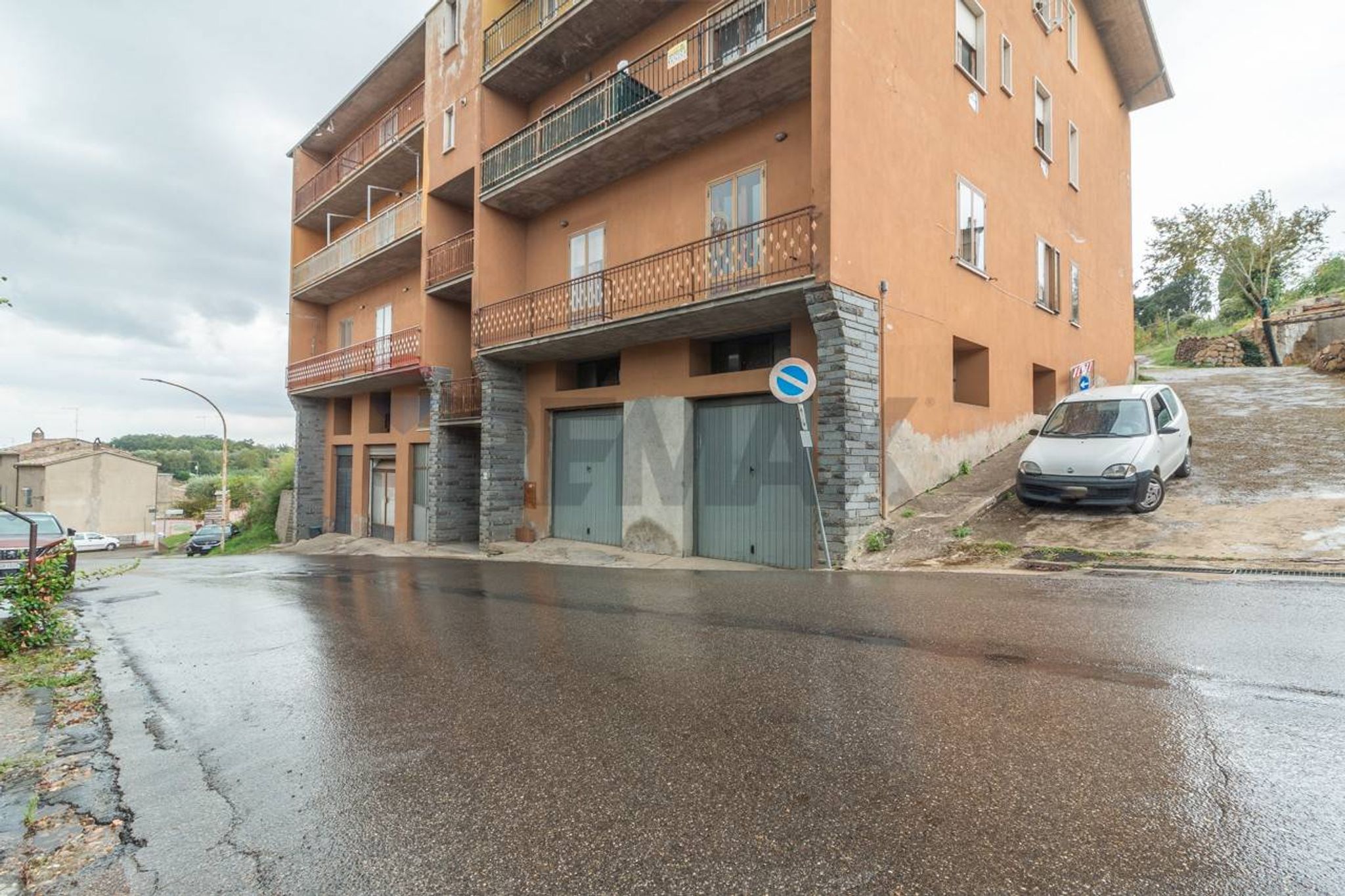 Edificio all'aperto