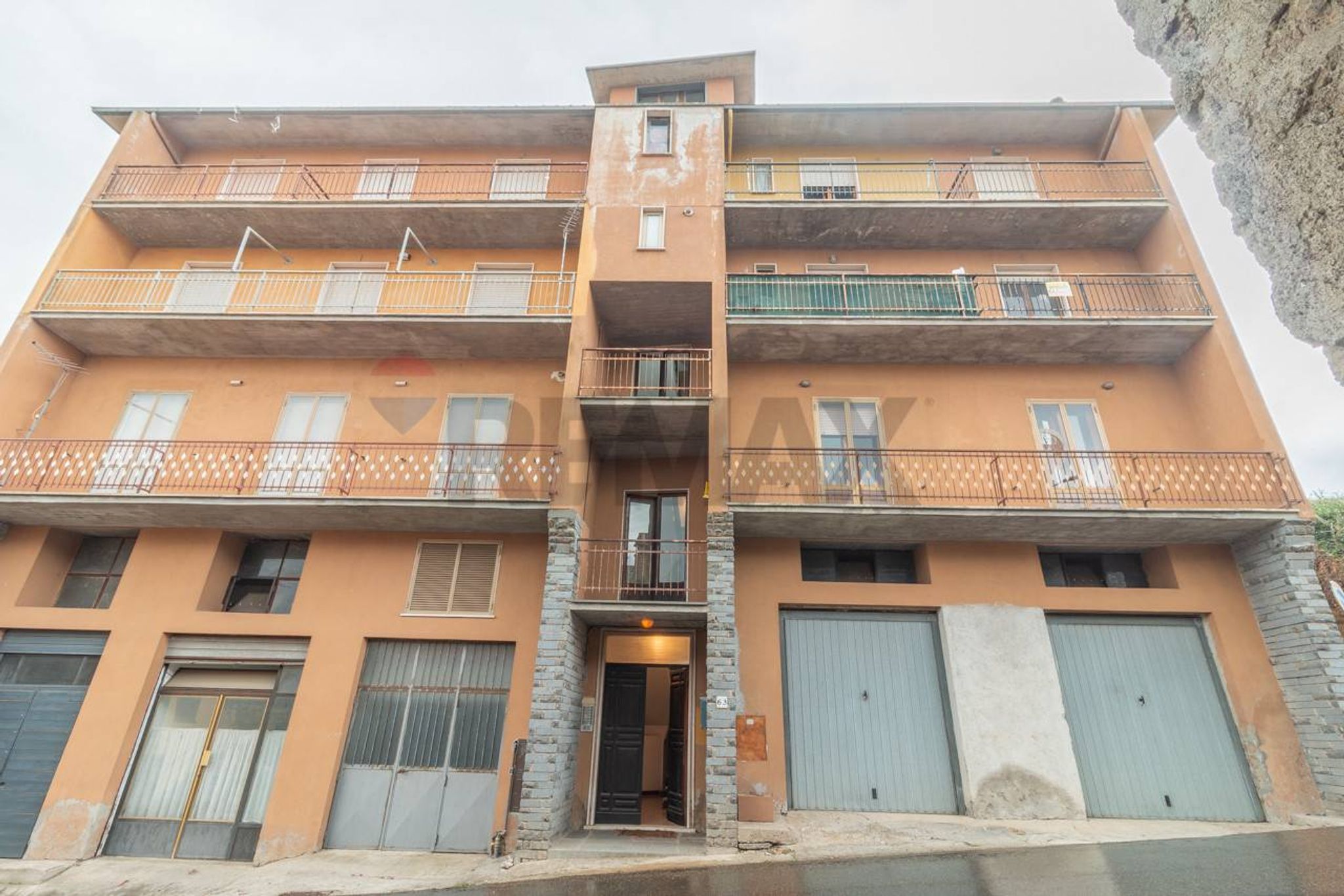 Edificio all'aperto