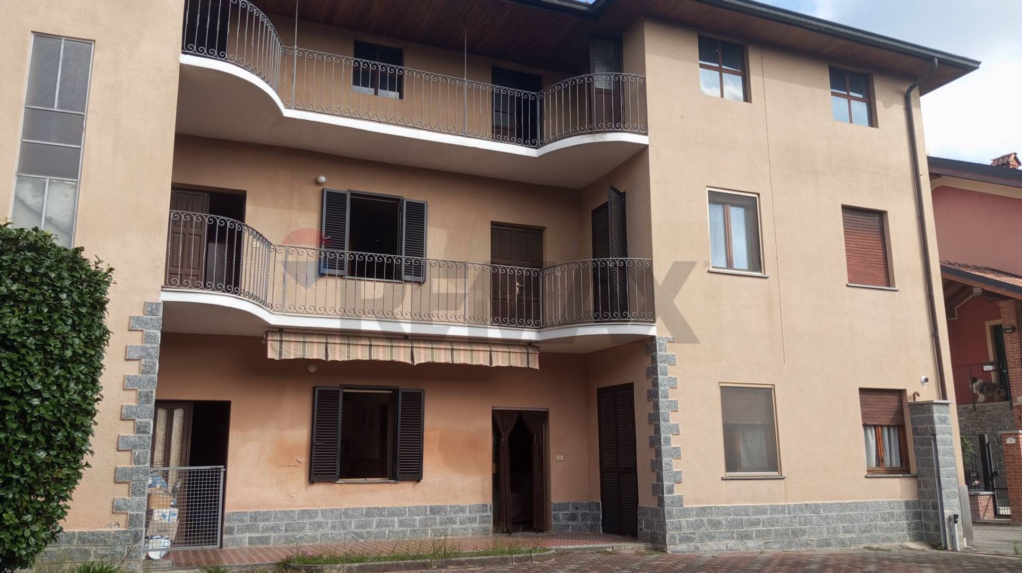 Edificio all'aperto