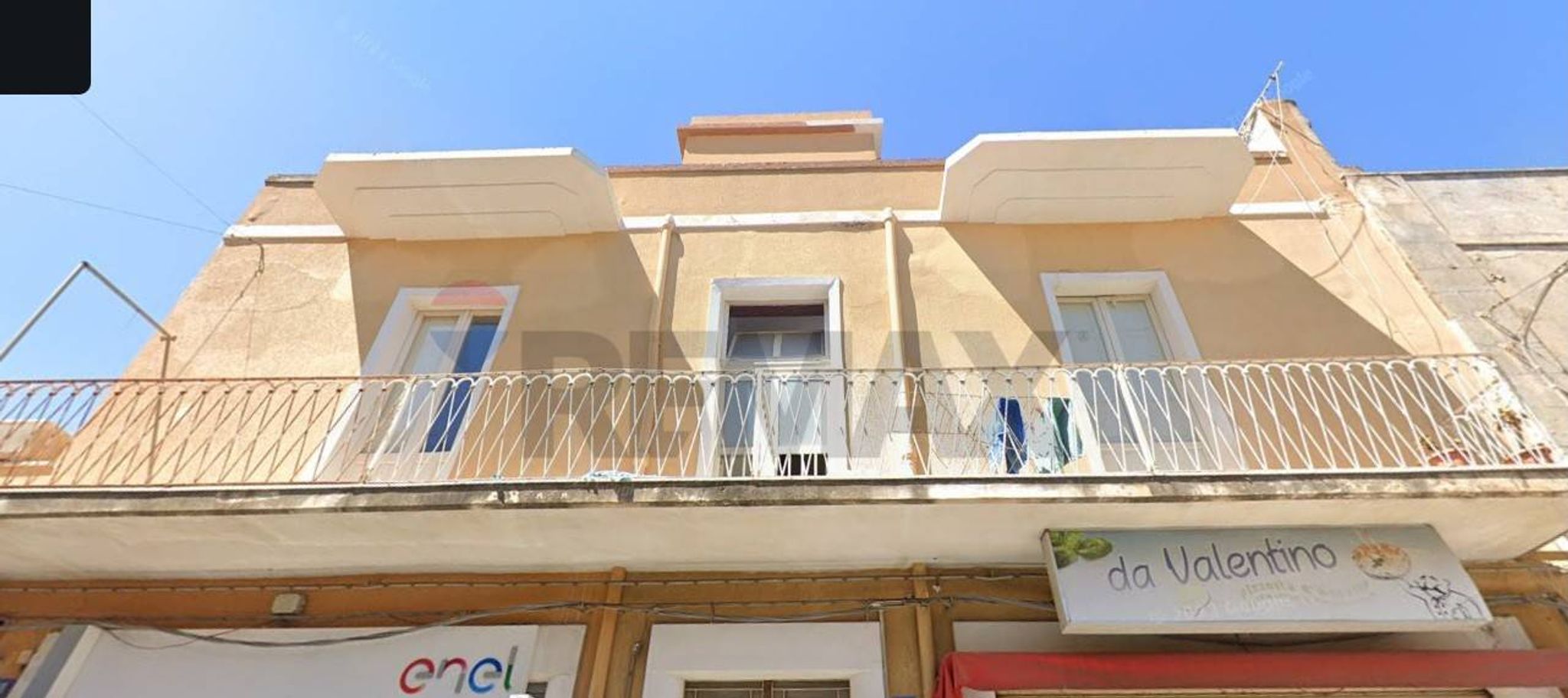 Edificio all'aperto