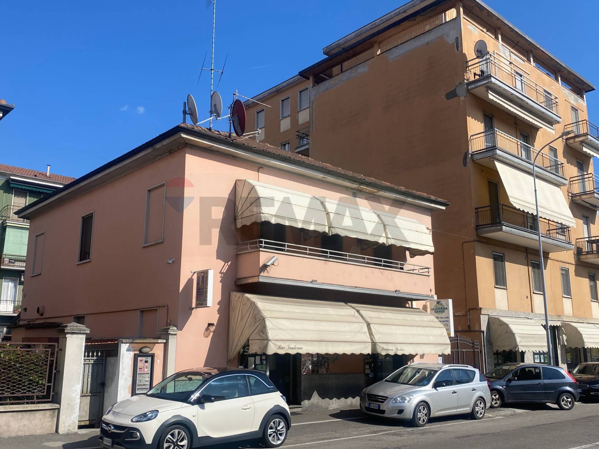 Immobile a Pavia