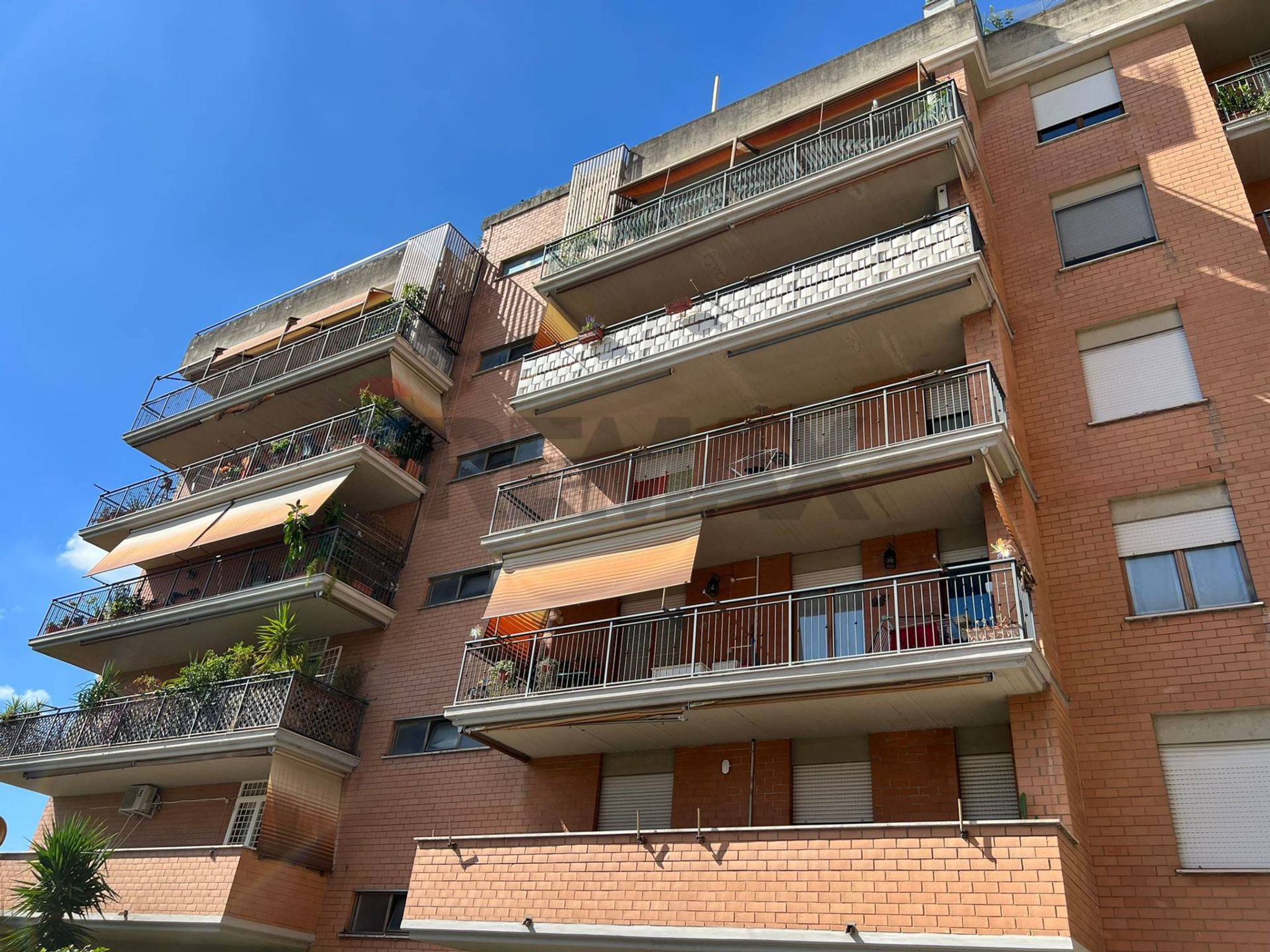 Edificio all'aperto
