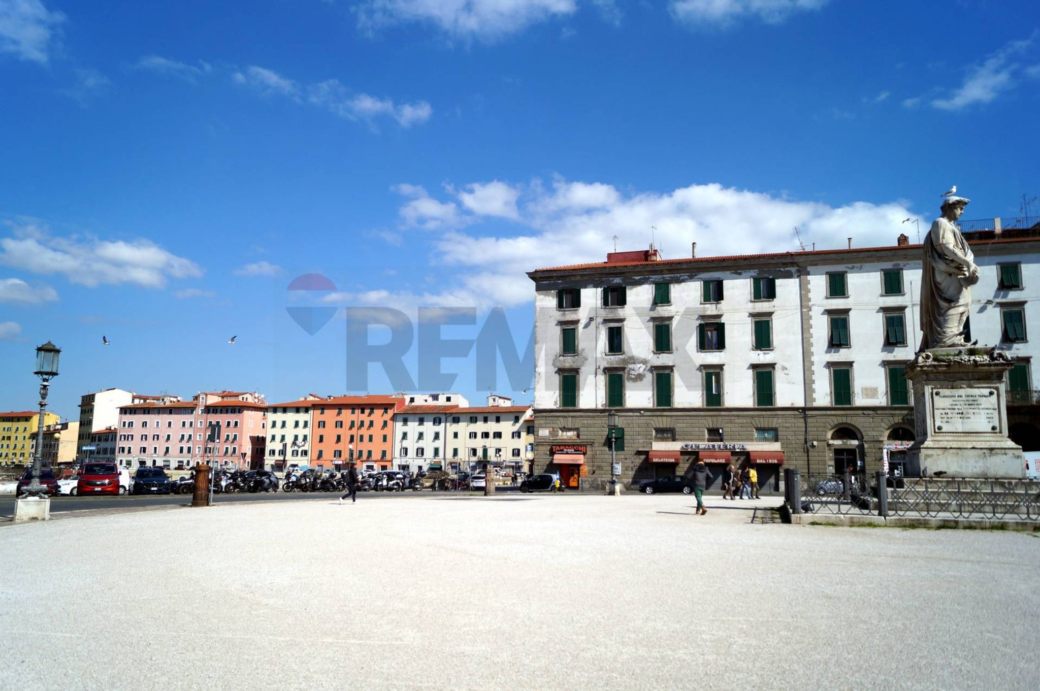Edificio all'aperto