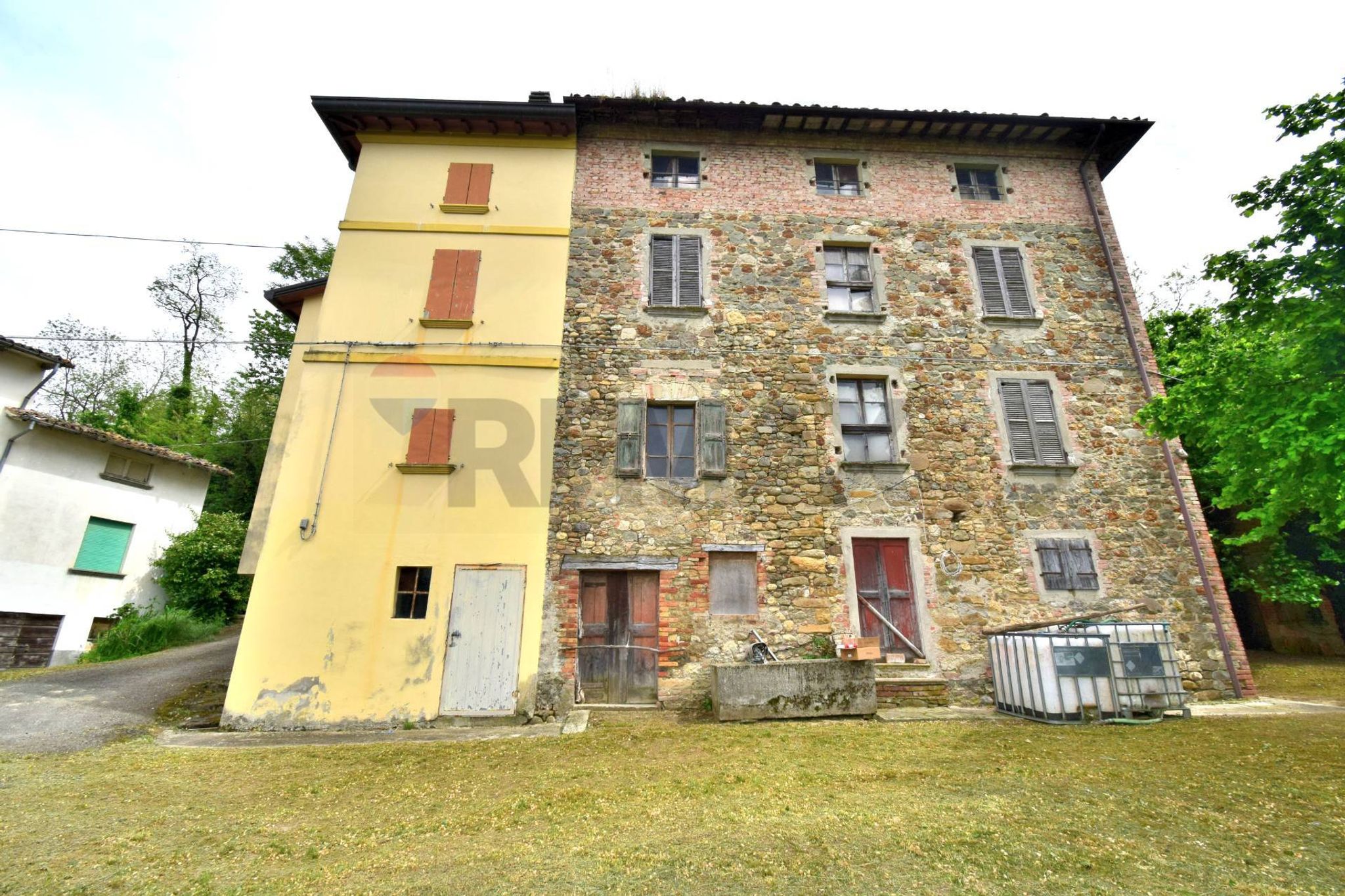 PALAZZINA ESTERNA AFFACCIO SULLA VALLE