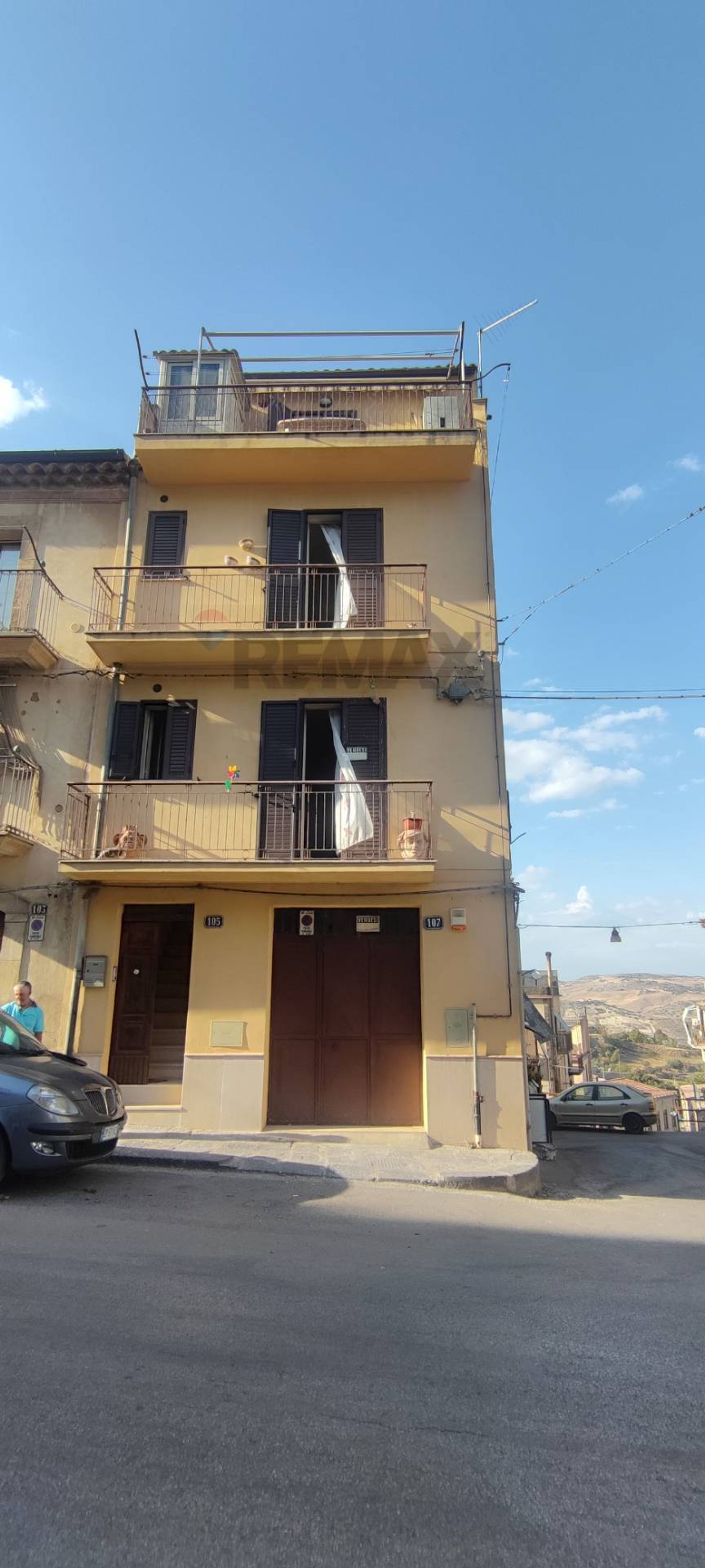 Edificio all'aperto