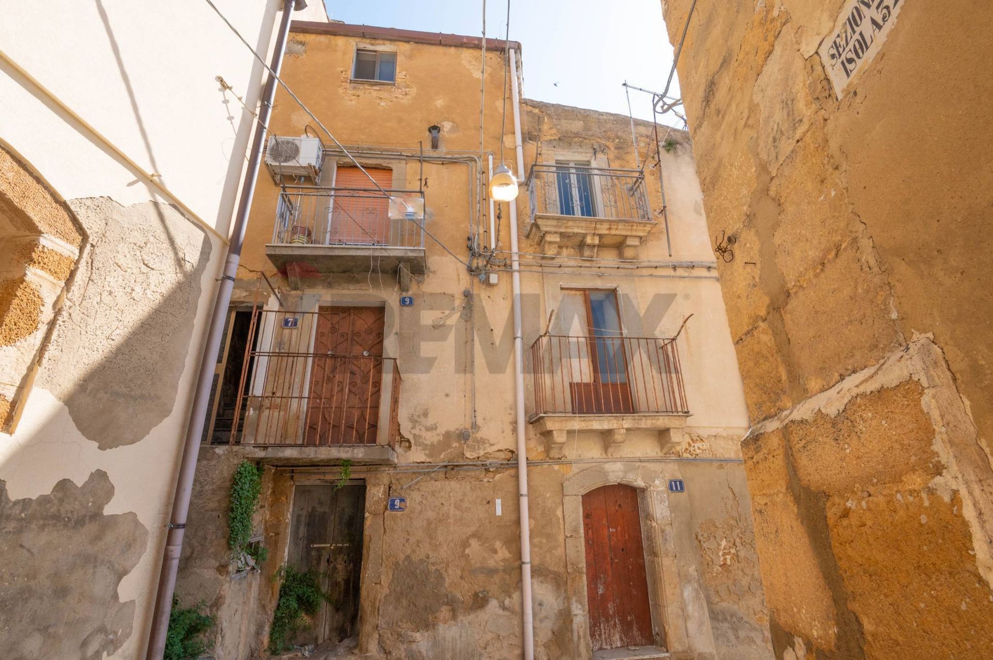 Edificio all'aperto