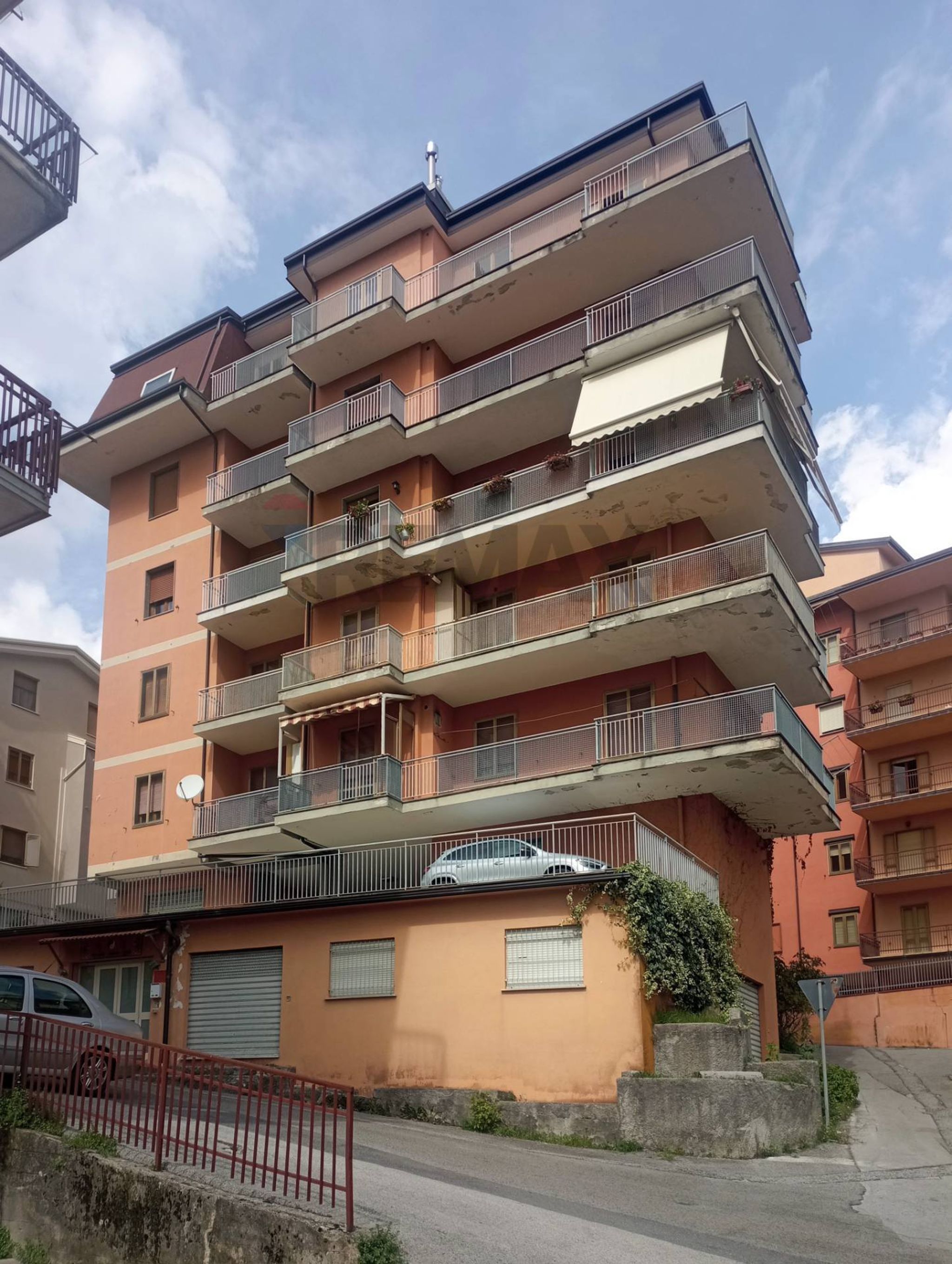 Edificio all'aperto