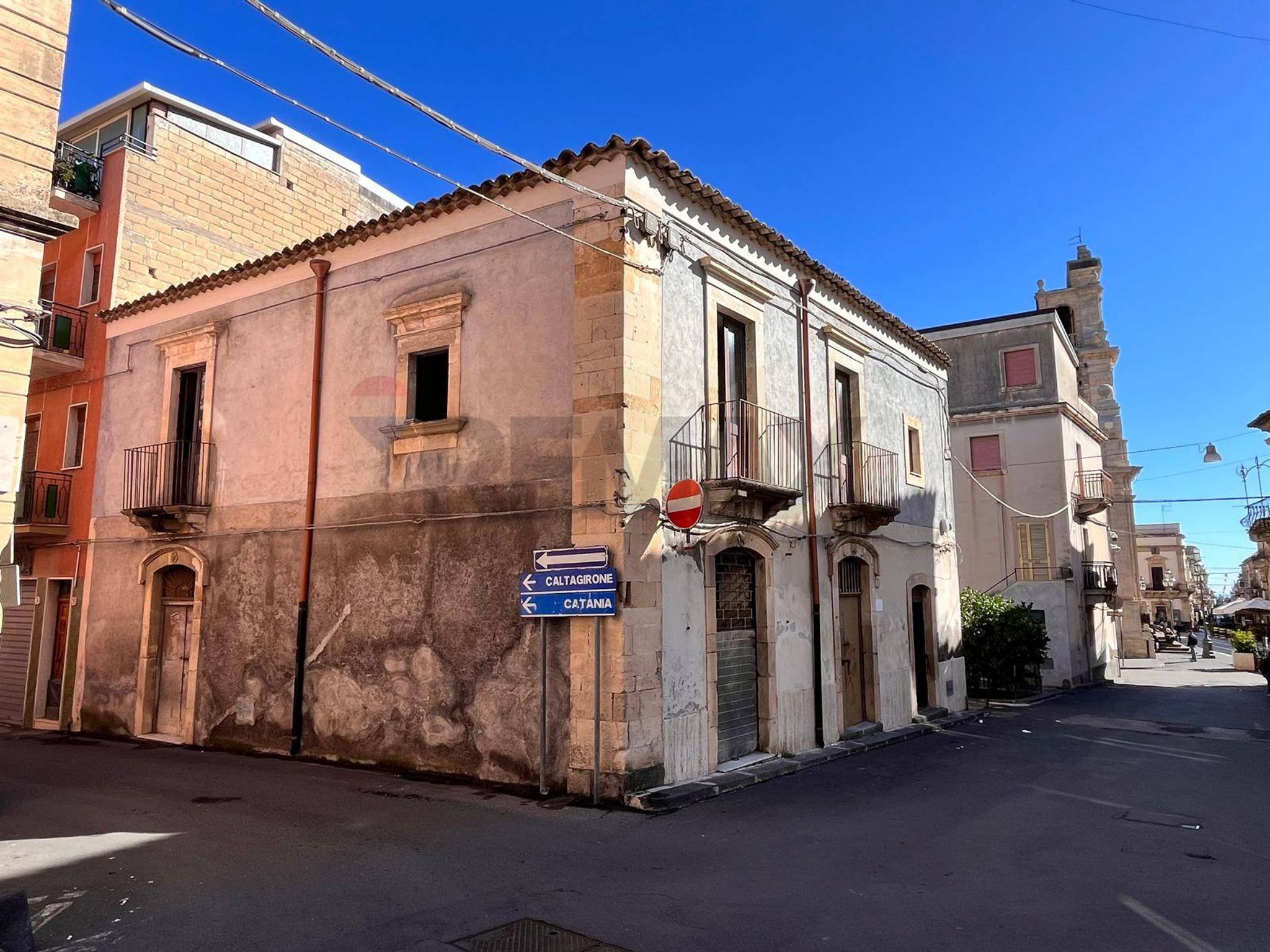 Edificio all'aperto
